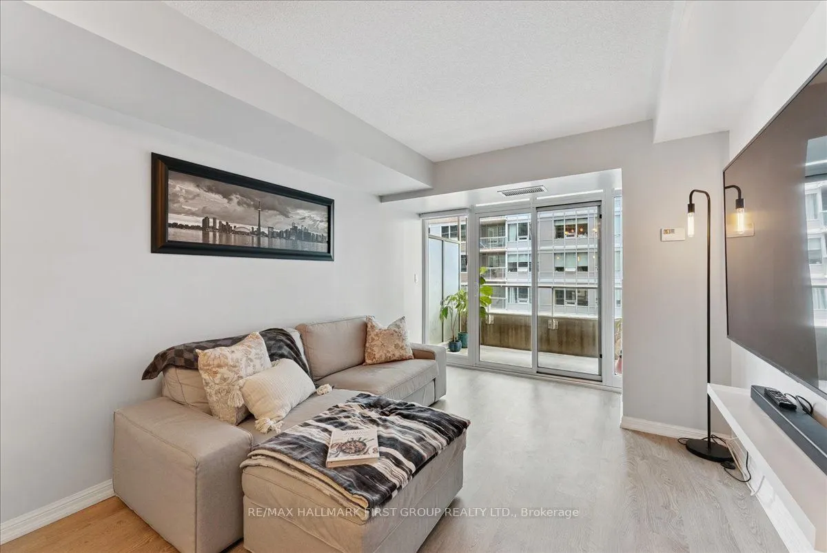 65 East Liberty Street, #1018
