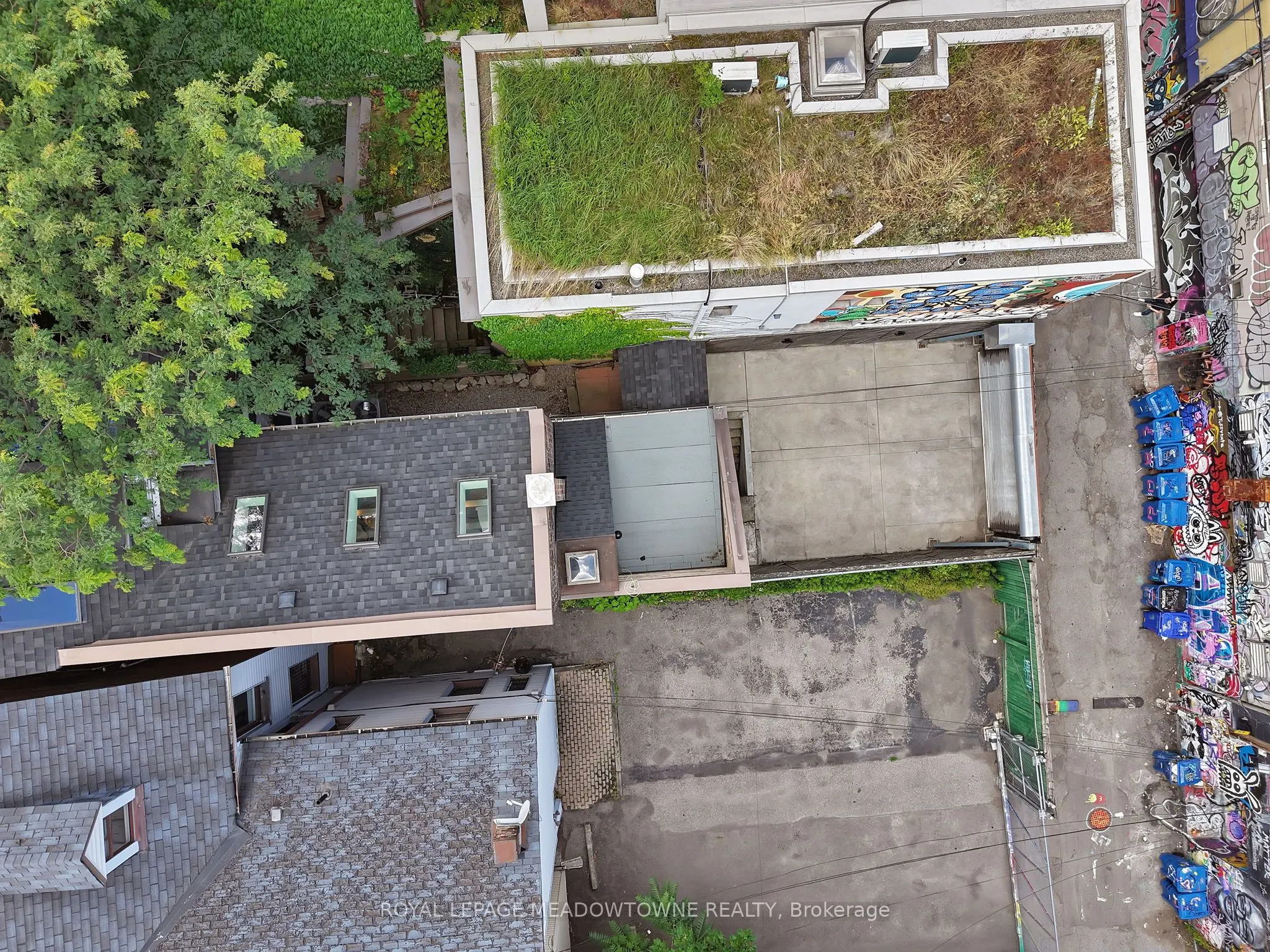 544 Richmond Street W