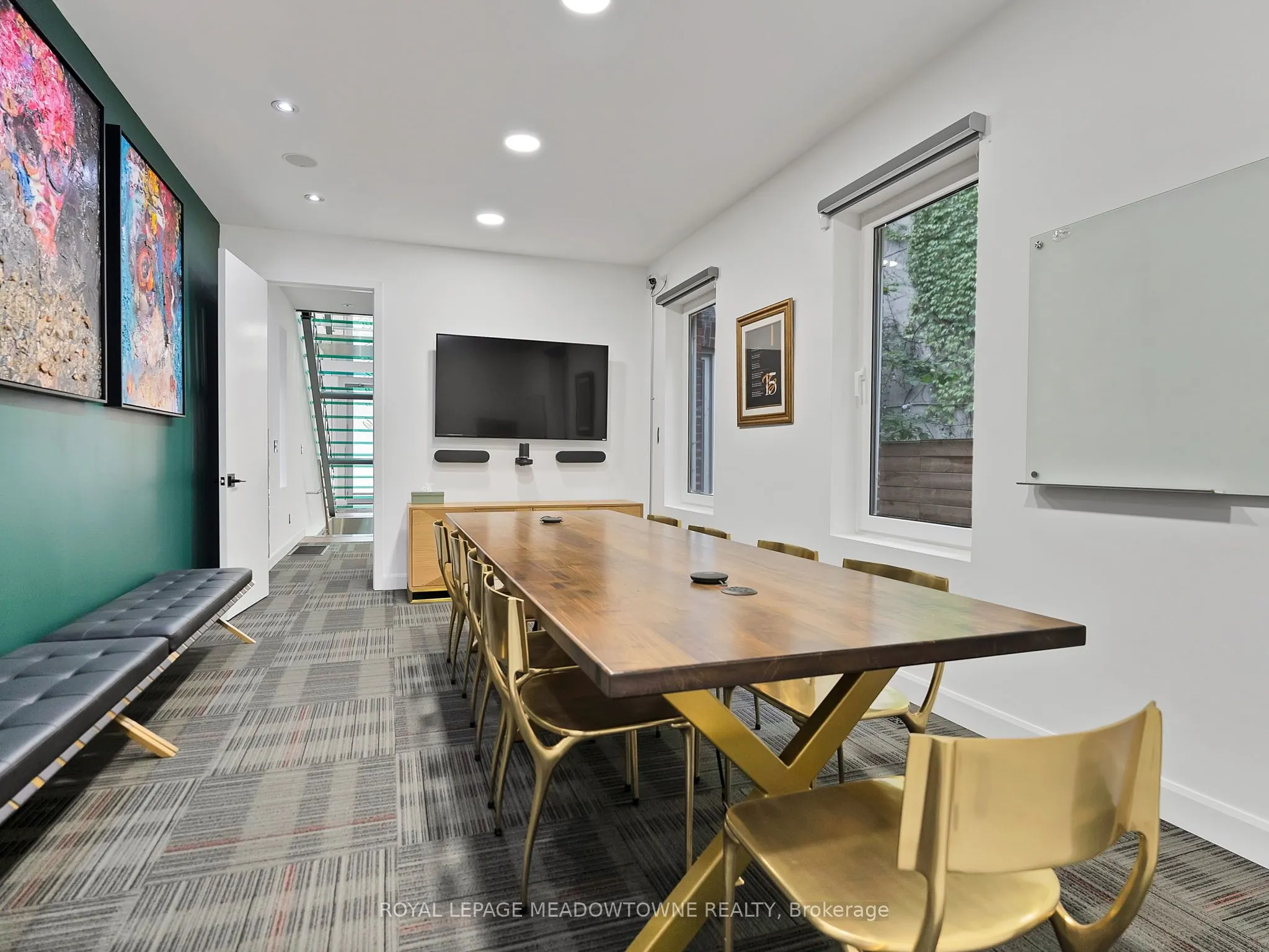 544 Richmond Street W