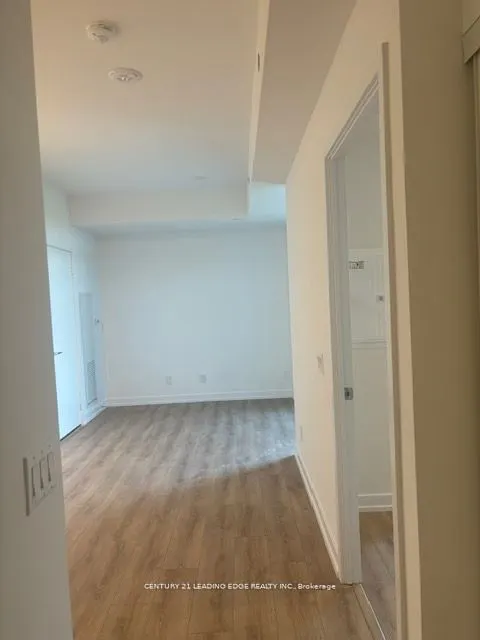 500 Dupont Street, #601