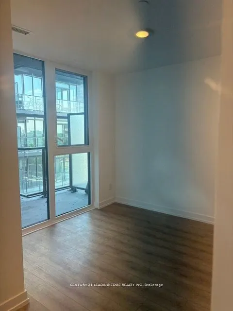500 Dupont Street, #601