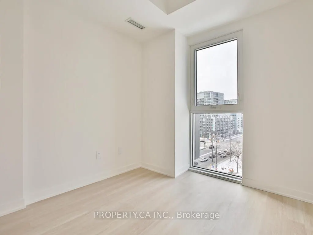 500 Wilson Avenue, #833