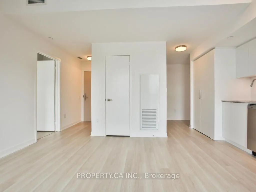 500 Wilson Avenue, #833