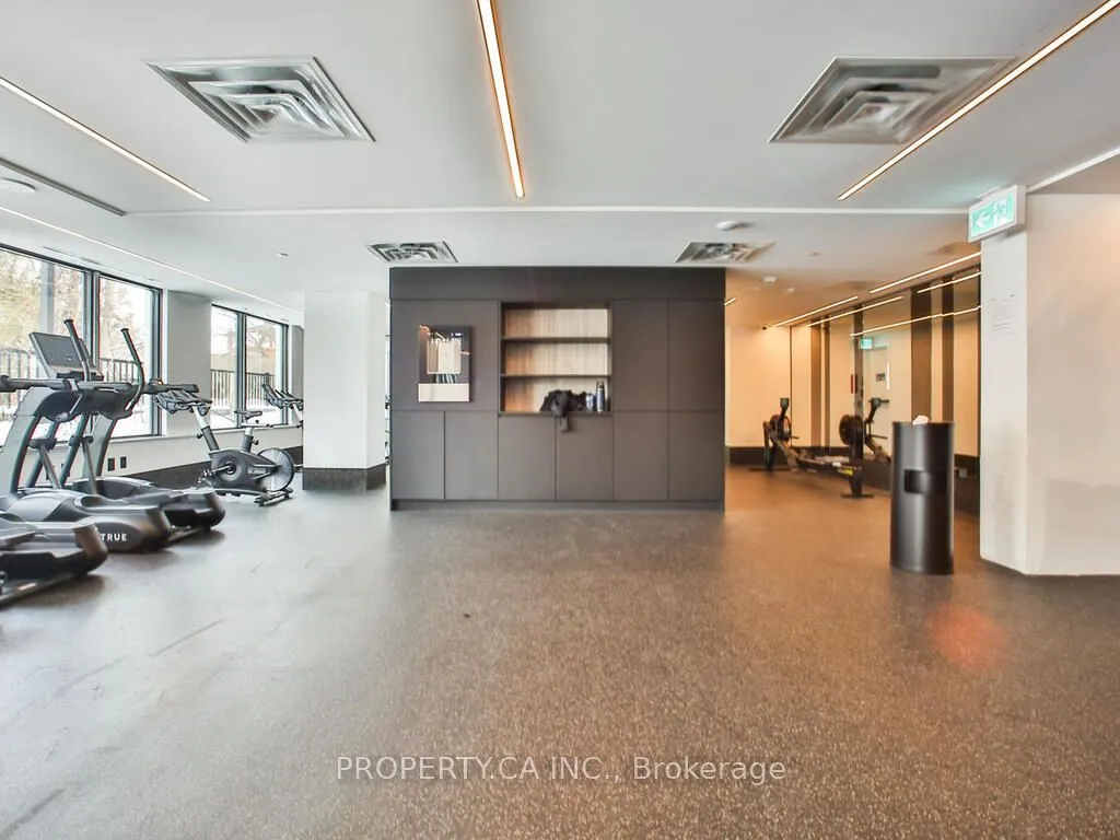 500 Wilson Avenue, #833
