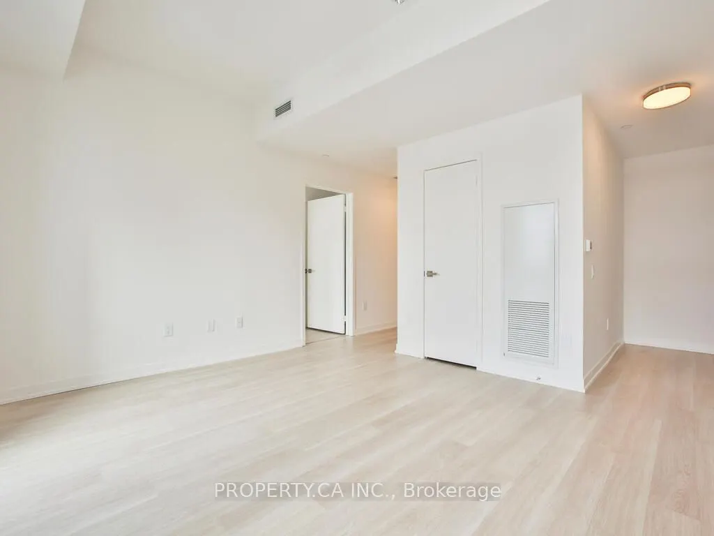 500 Wilson Avenue, #833