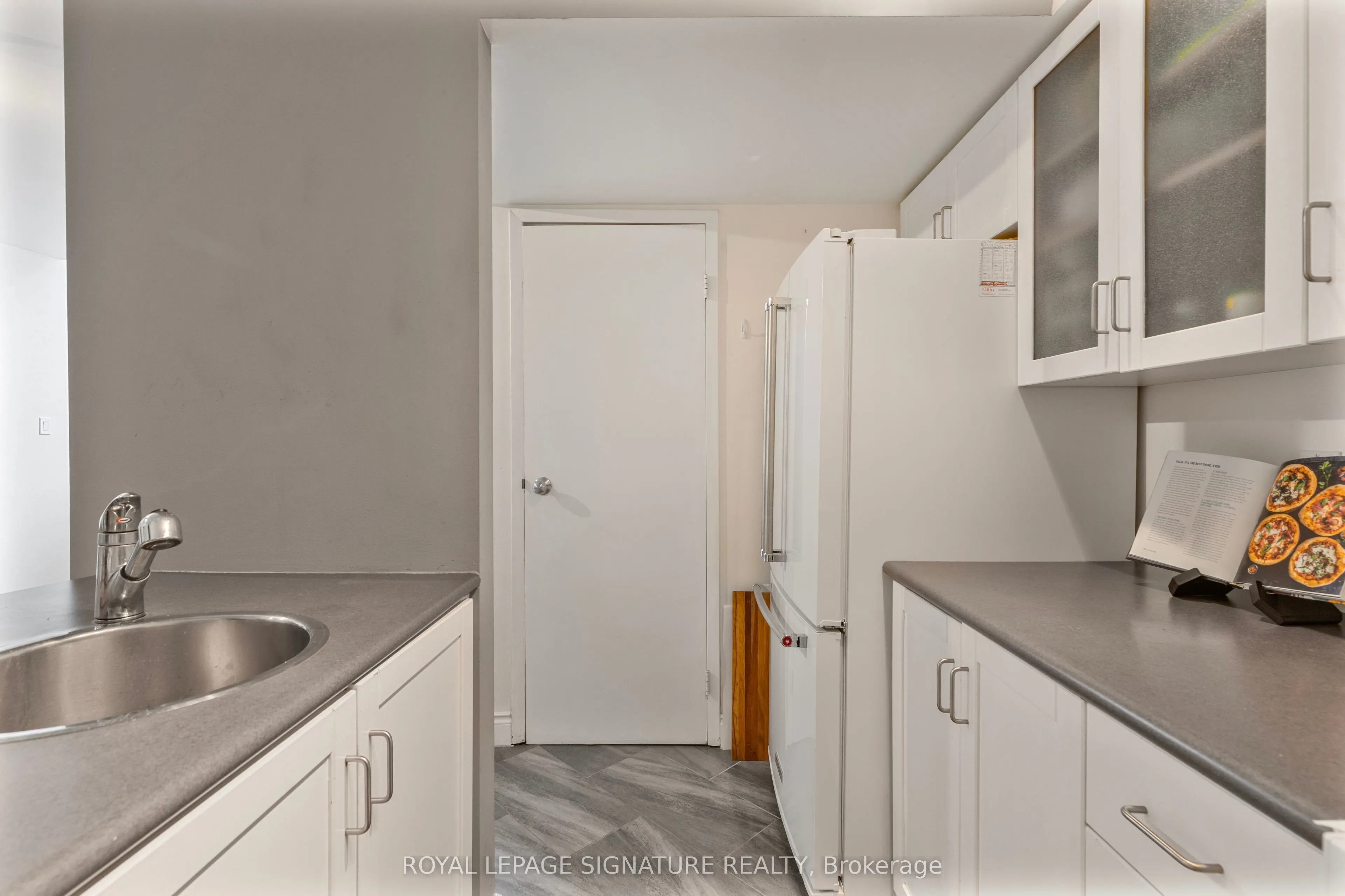 46 Western Battery Road, #812