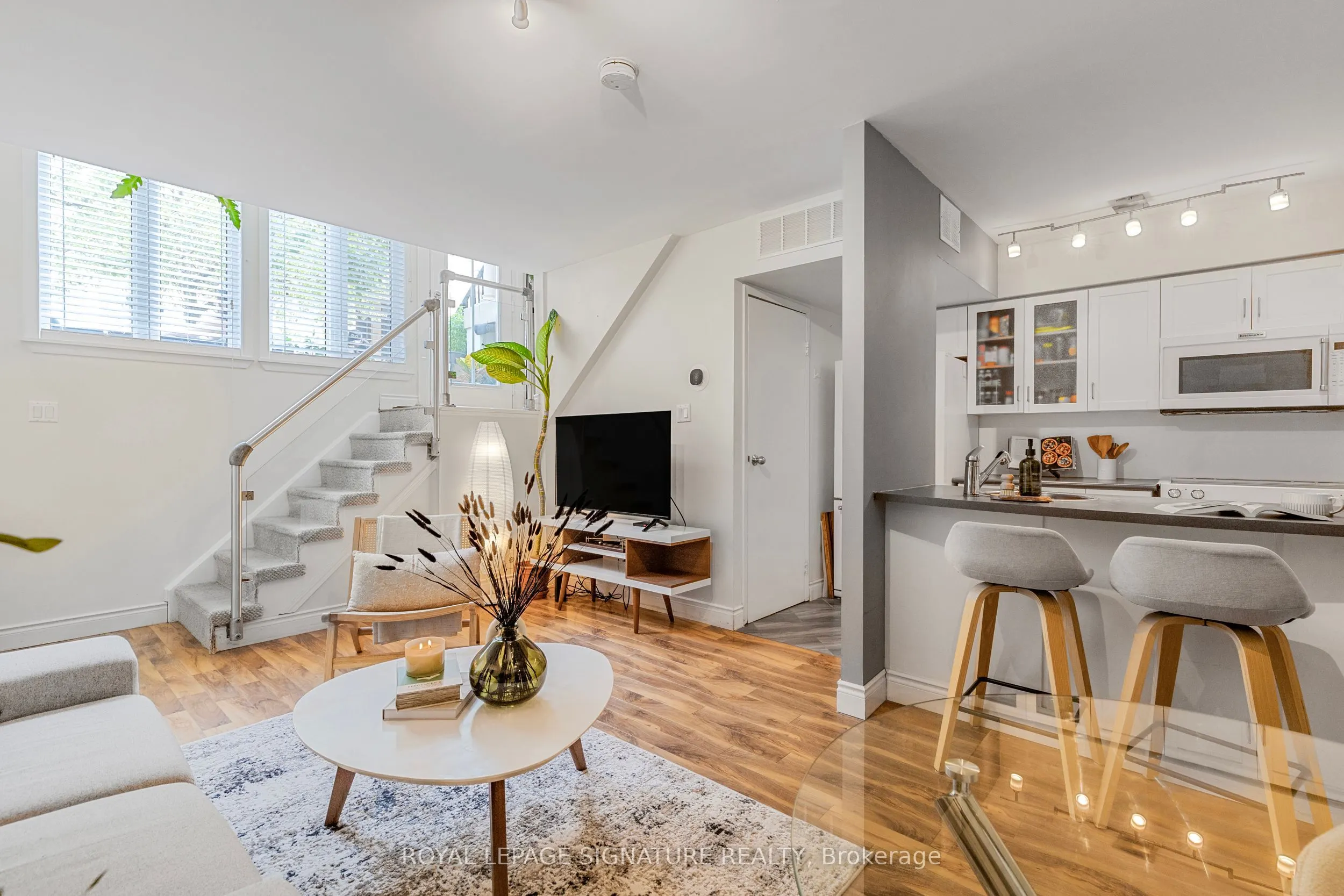 46 Western Battery Road, #812
