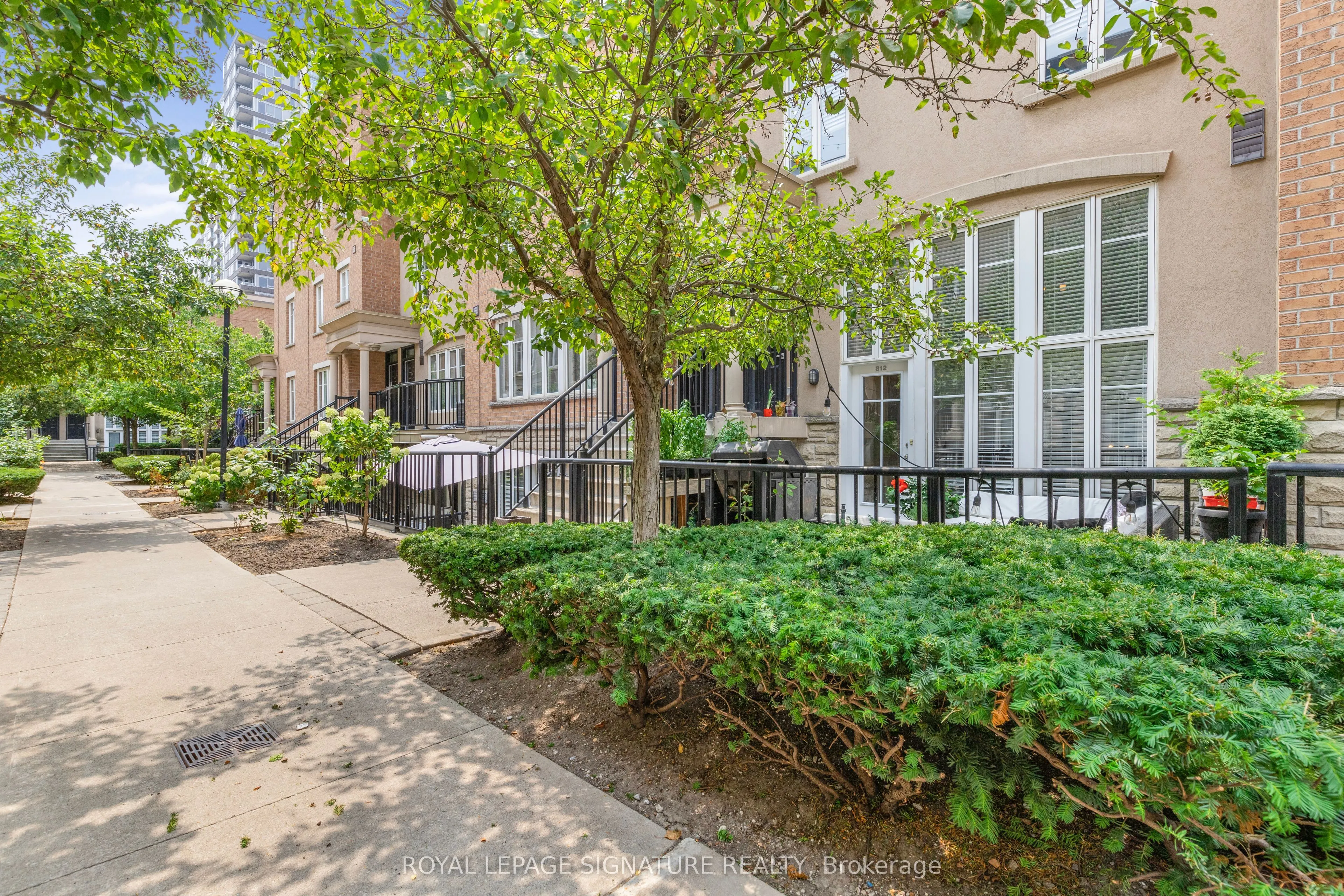 46 Western Battery Road, #812