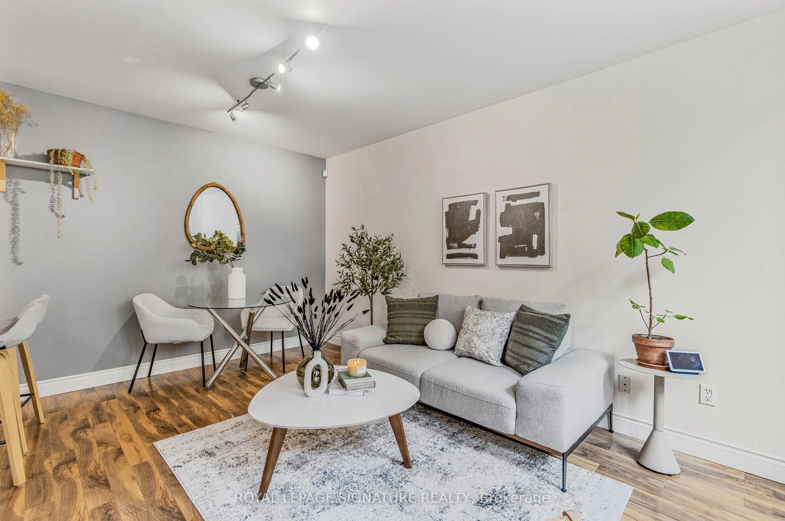 46 Western Battery Road, #812