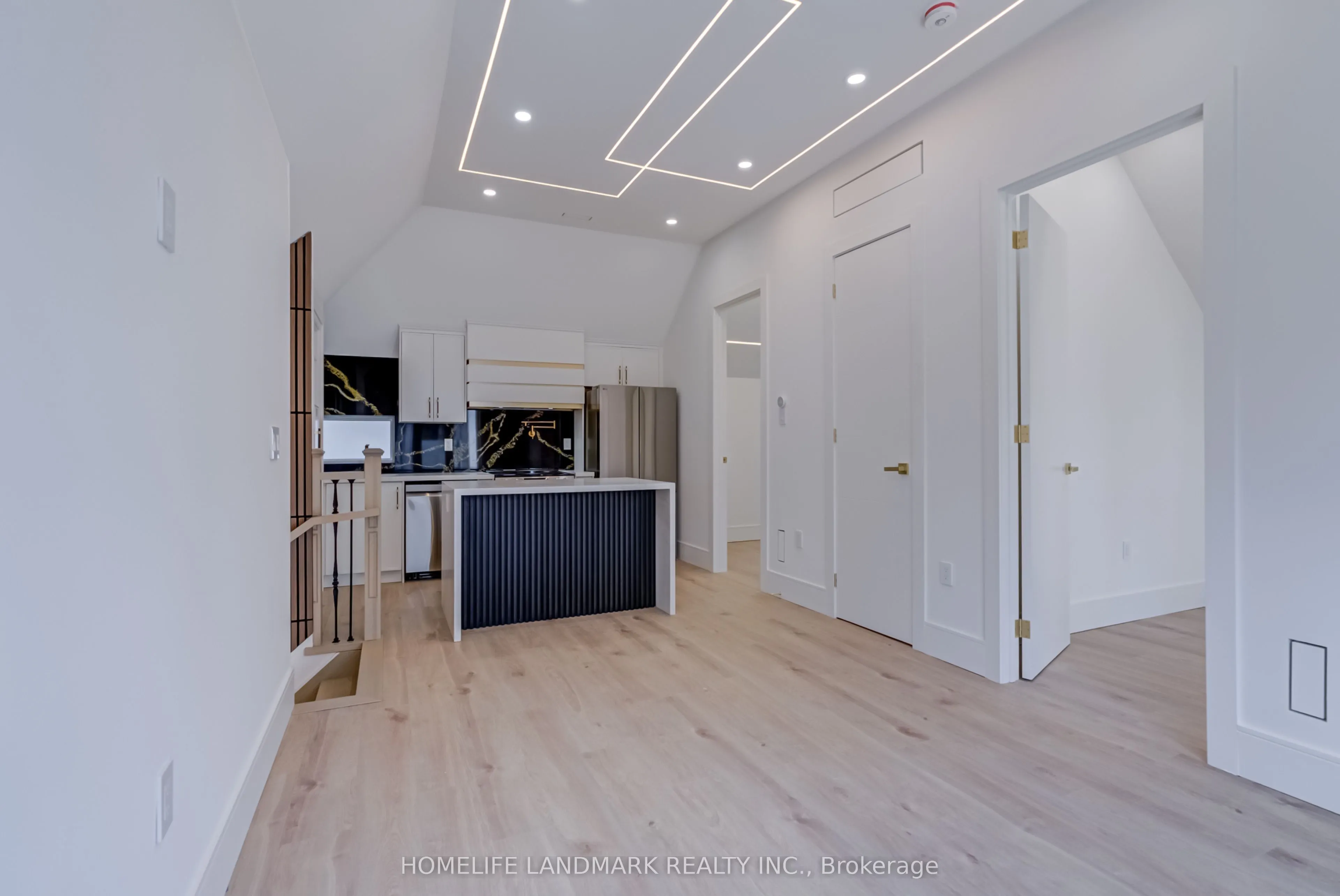 23 Coulson Avenue, #The Cosmopolitan