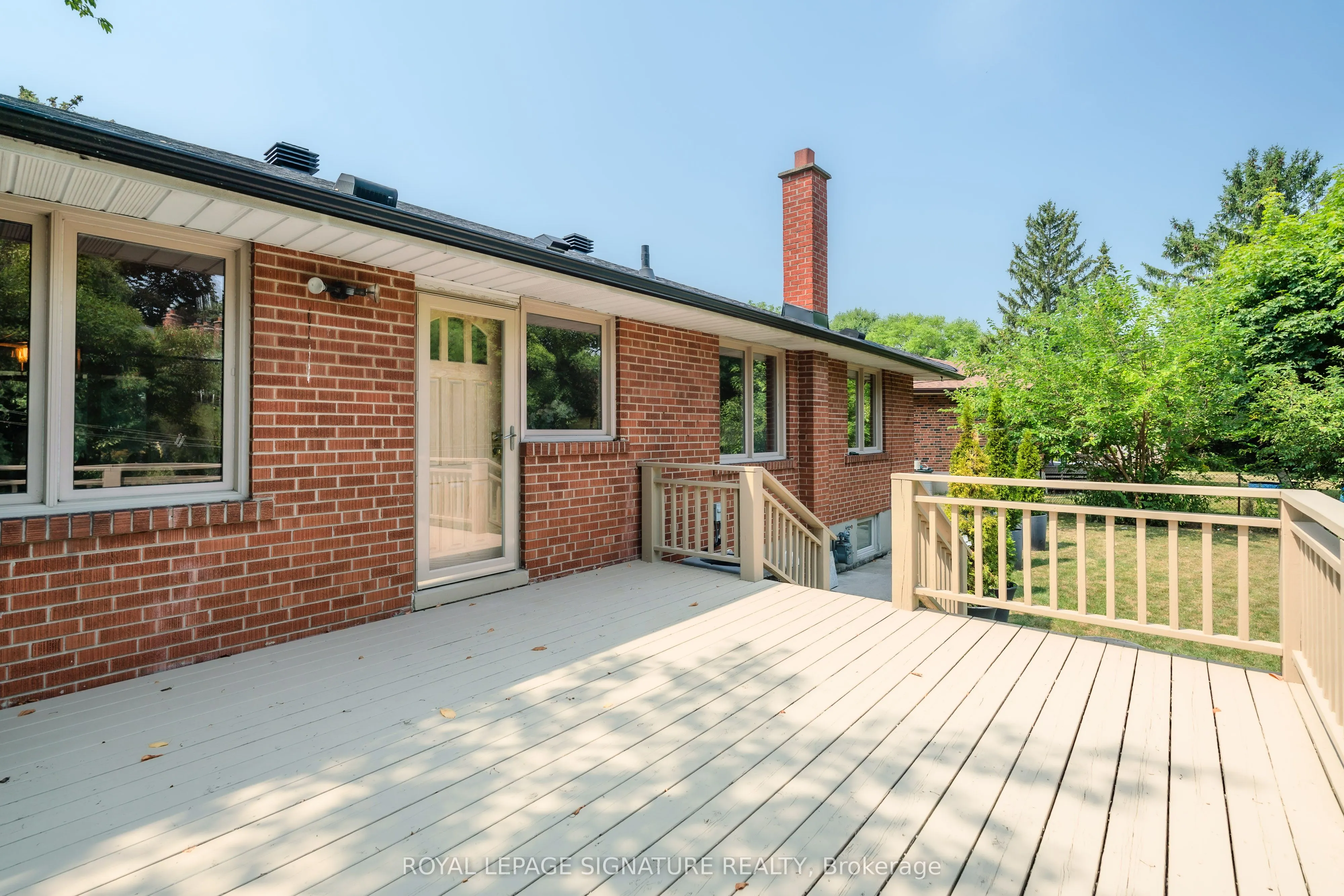 22 Kenewen Court