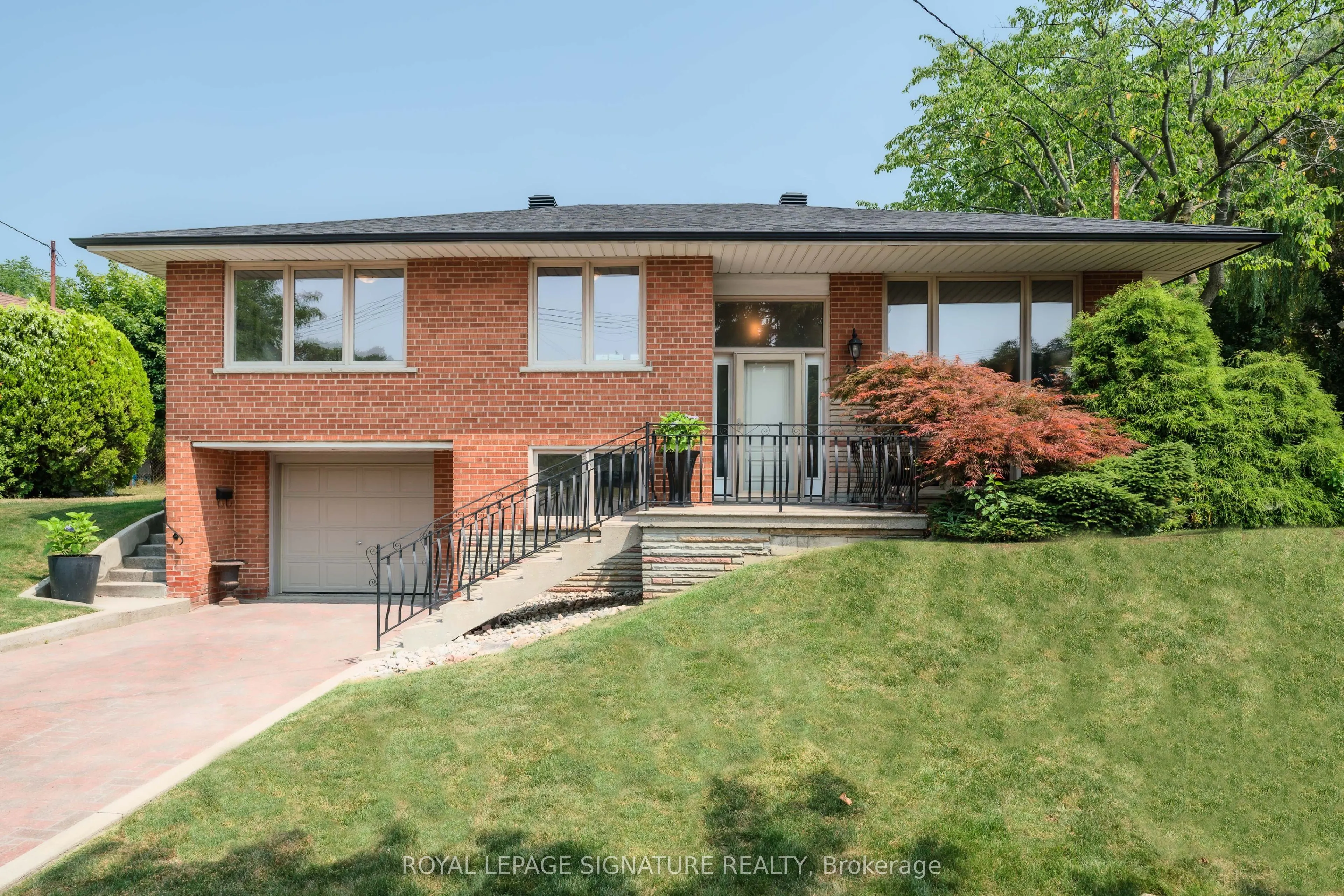 22 Kenewen Court