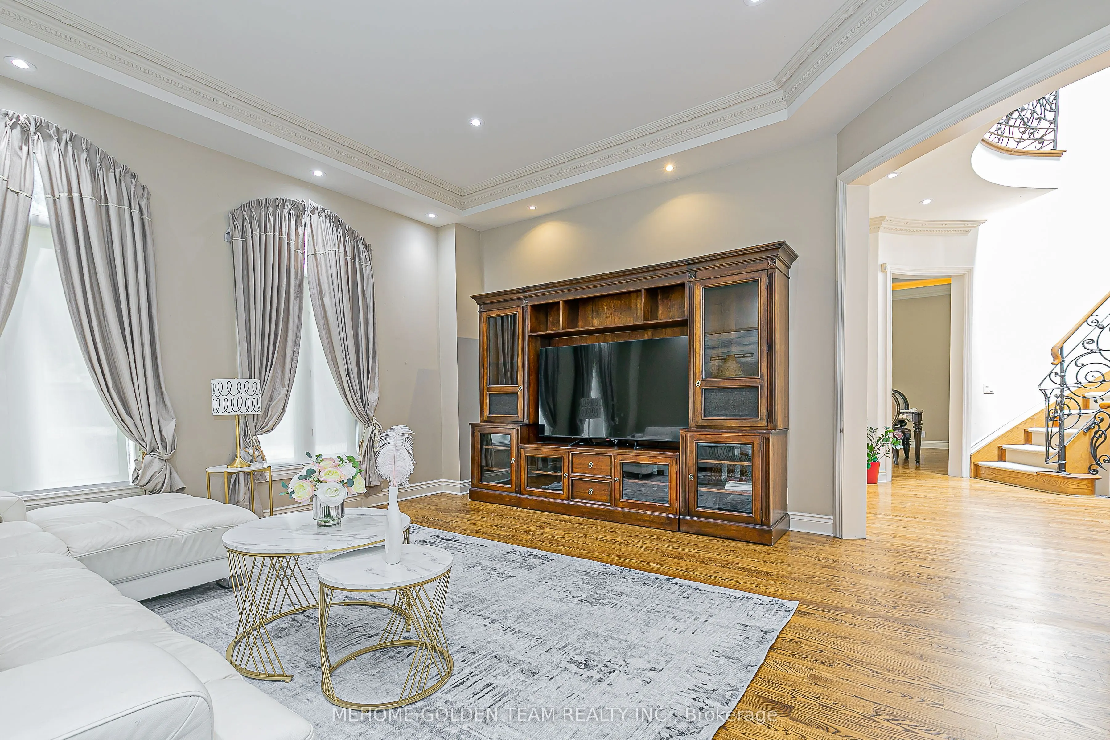 47 Cotswold Crescent