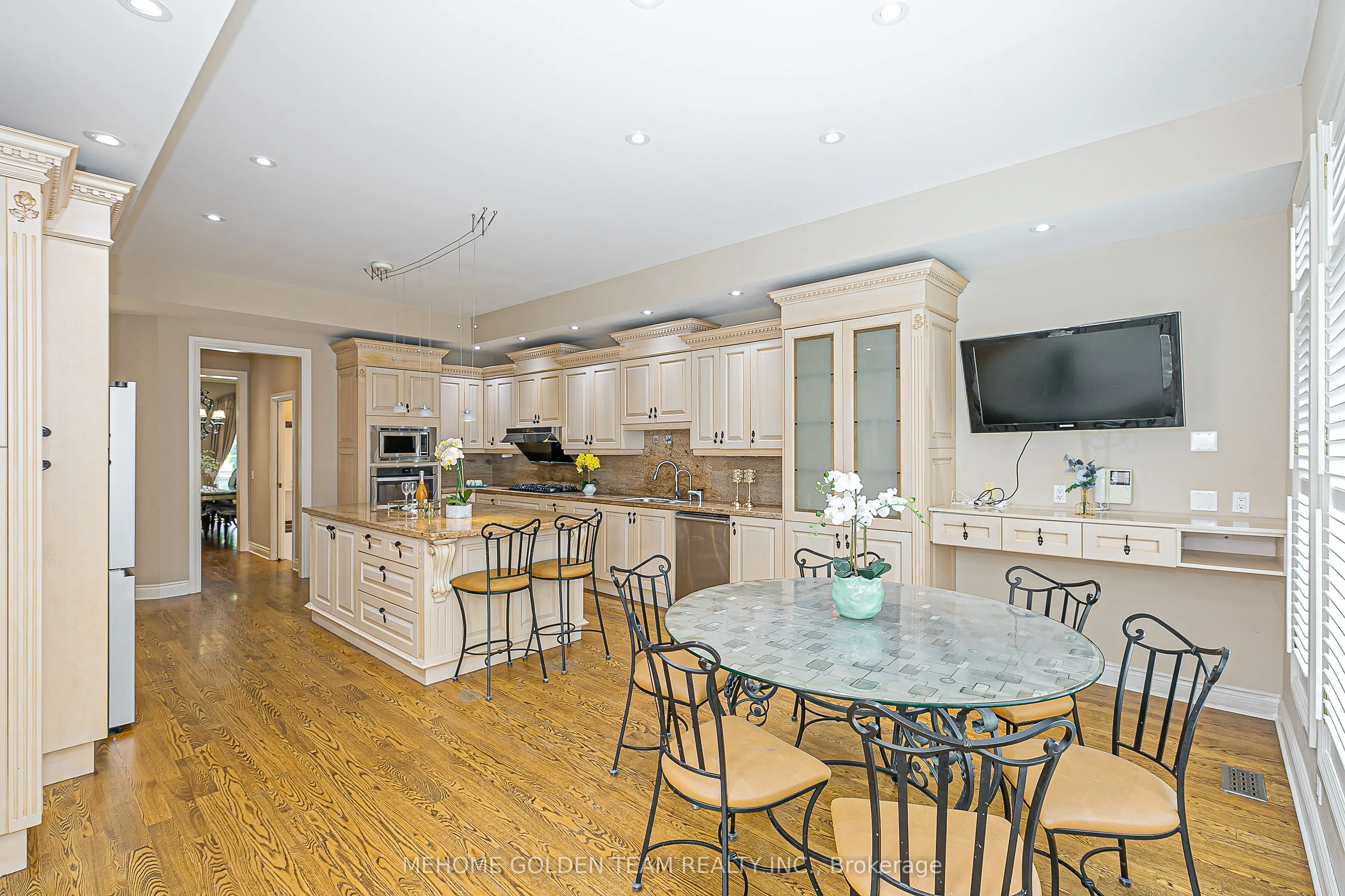 47 Cotswold Crescent