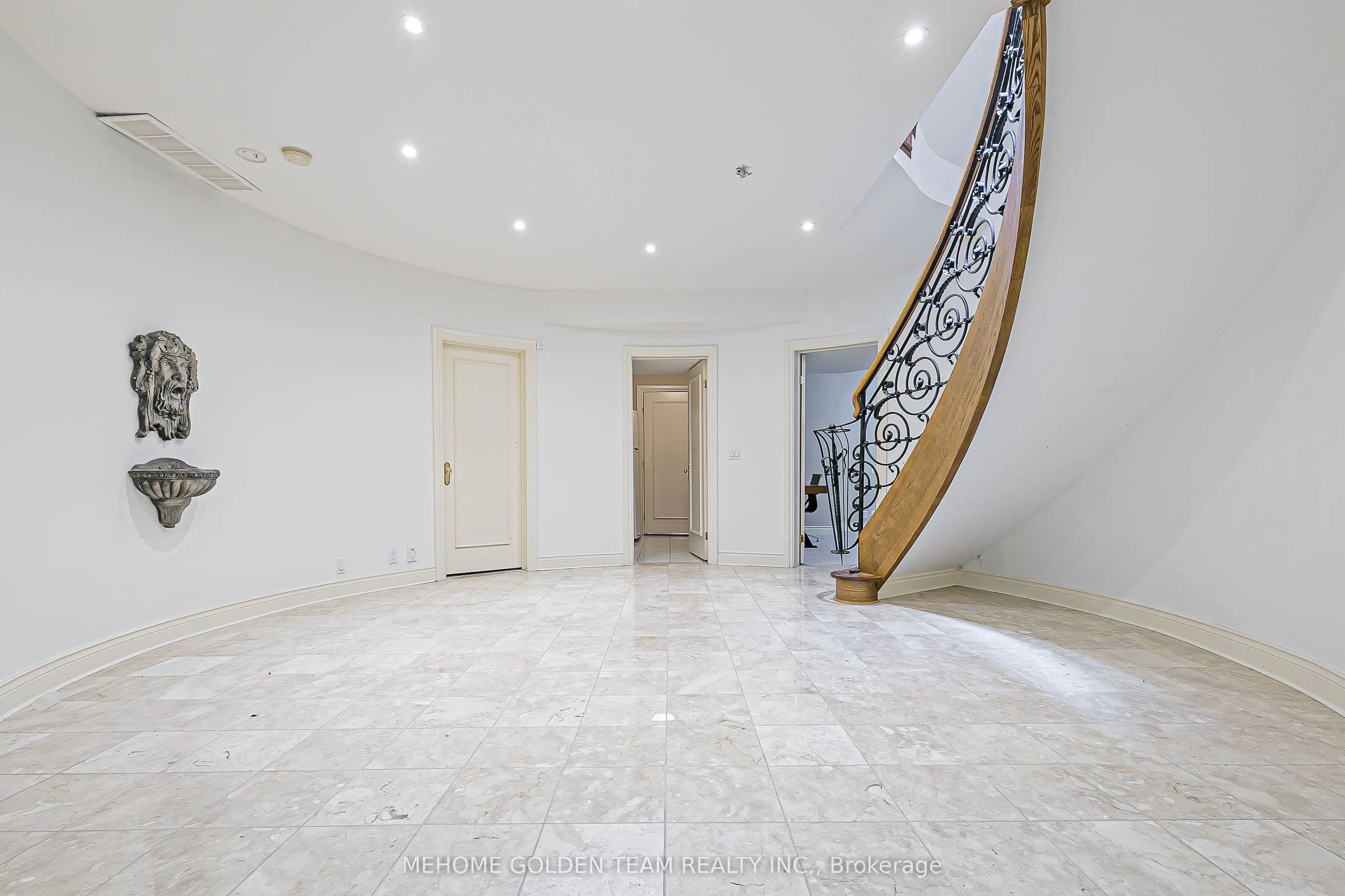 47 Cotswold Crescent
