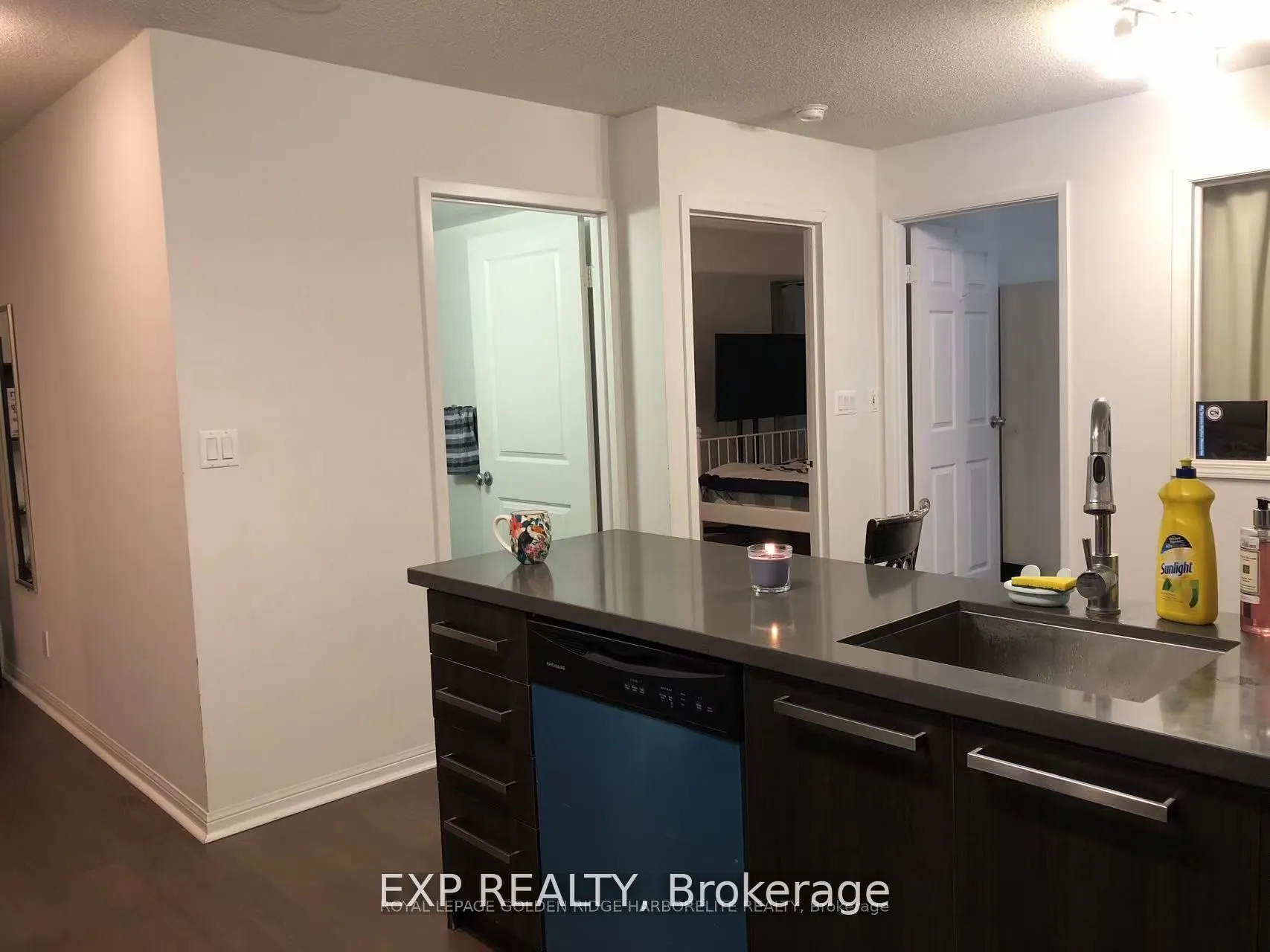 11 St Joseph Street, #605