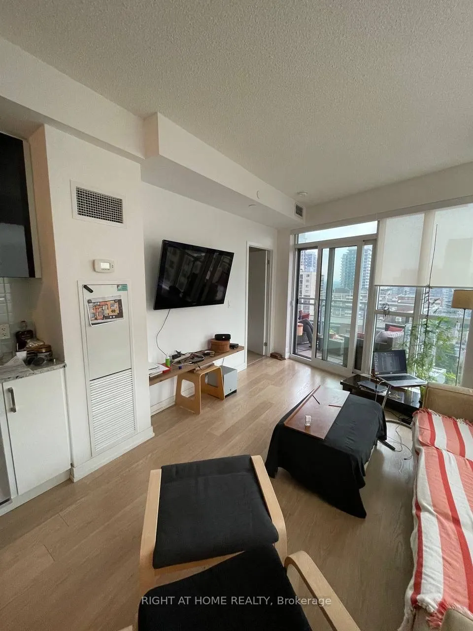 98 Lillian Street, #1515