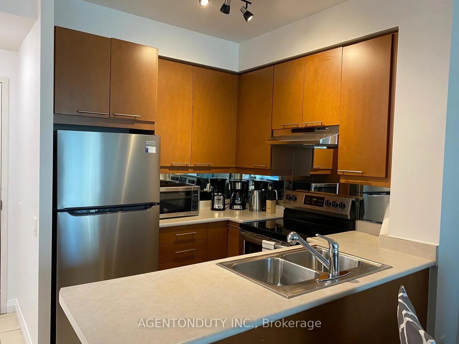 1121 Bay Street, #1108