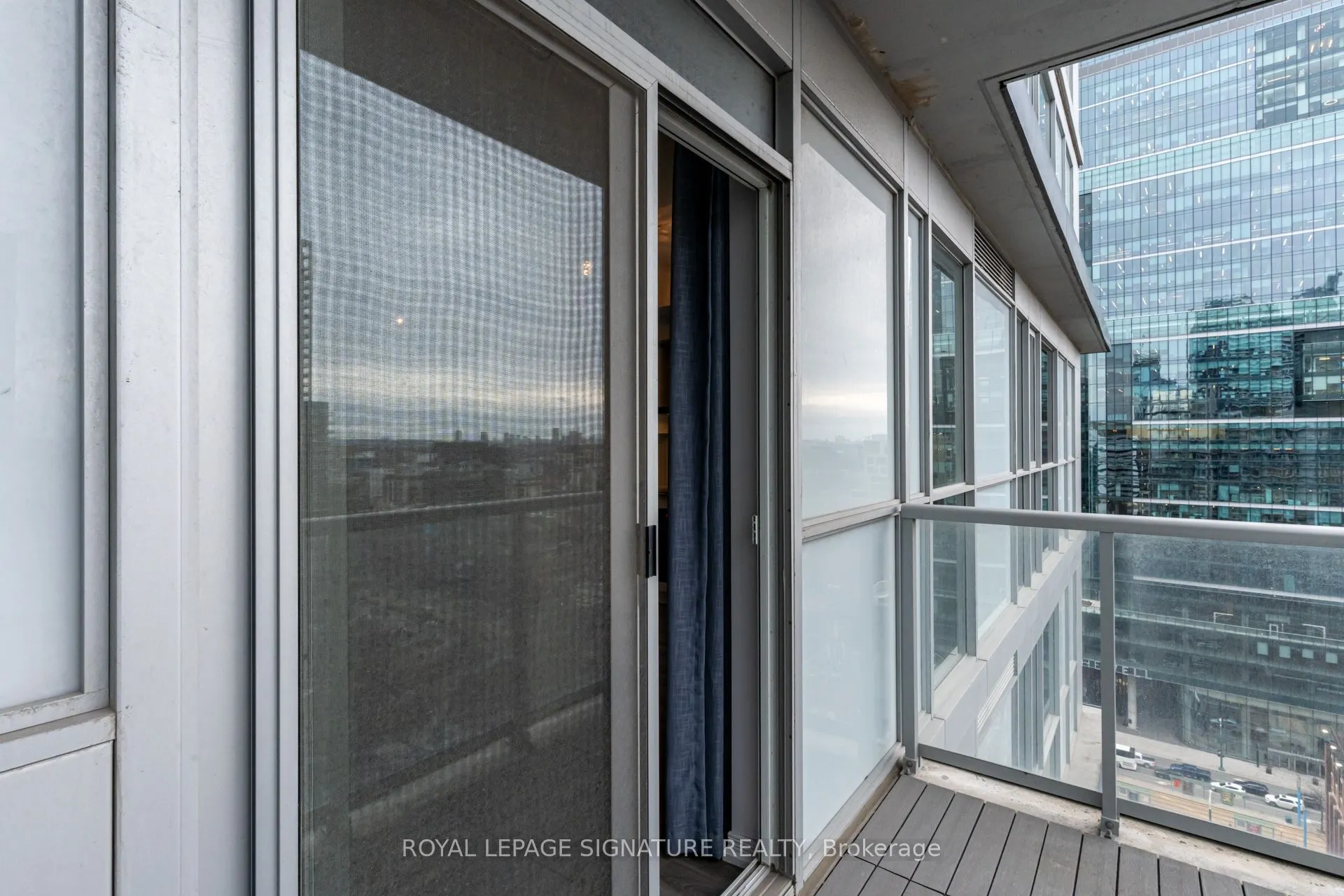 352 Front Street W, #2108