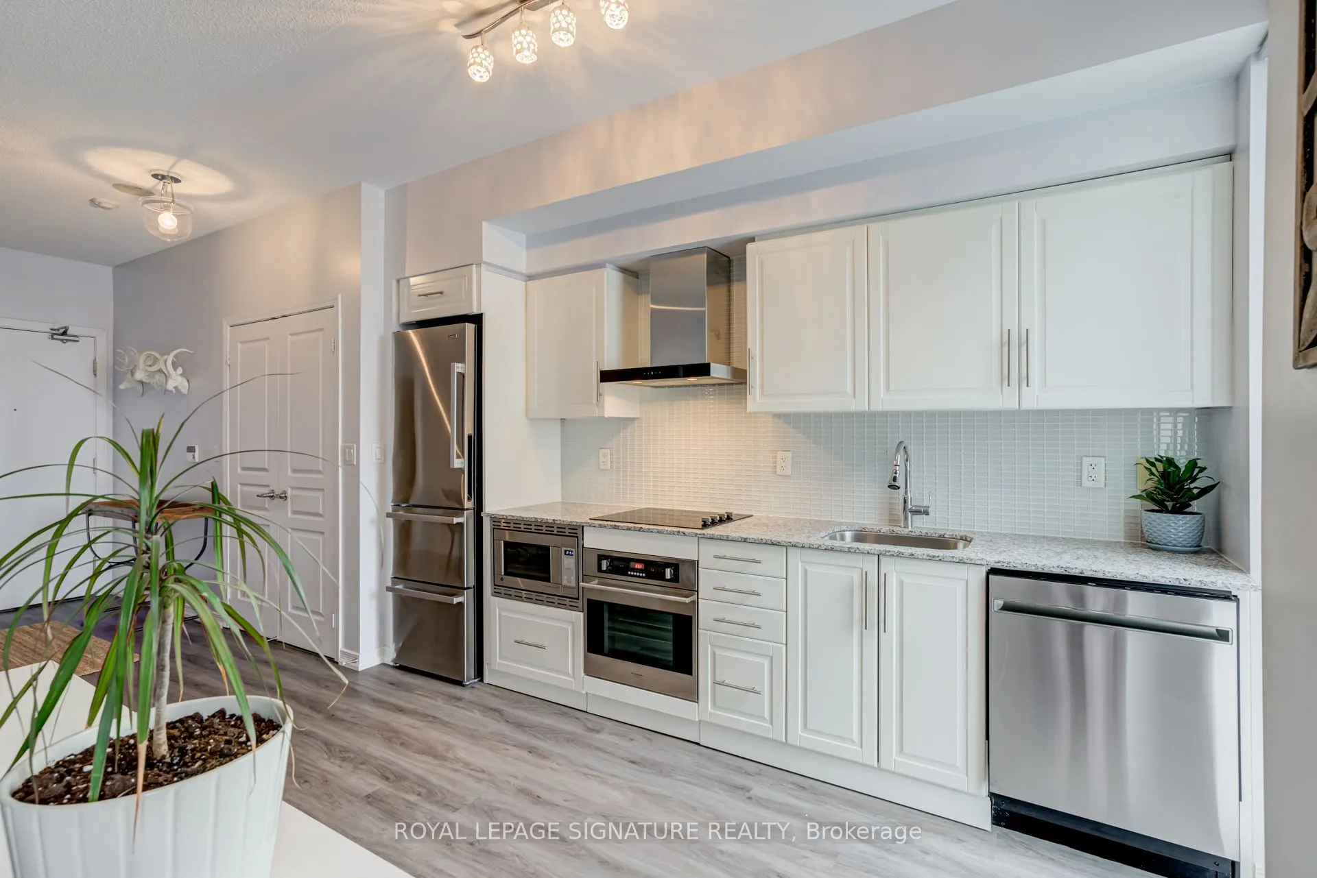 352 Front Street W, #2108