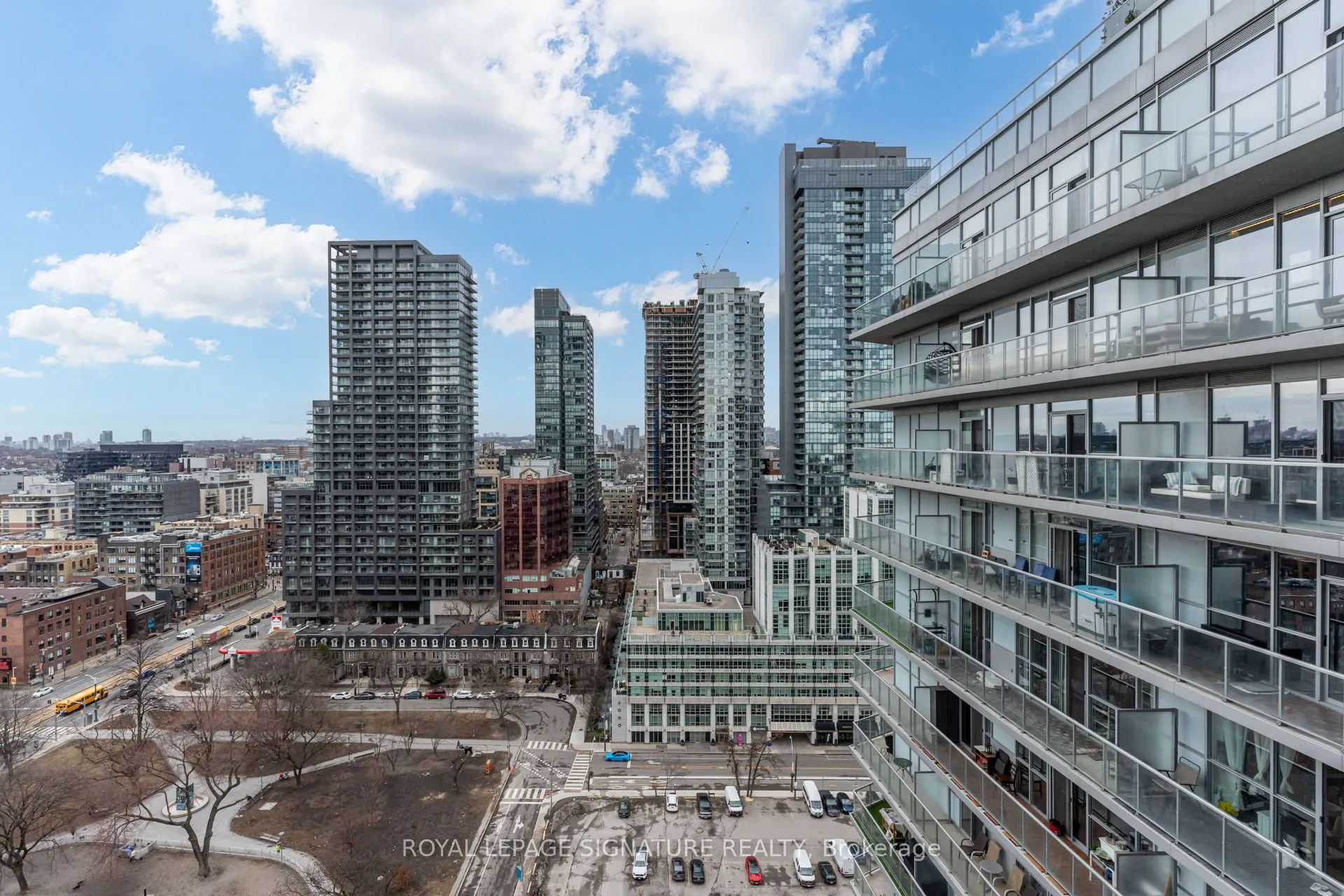 352 Front Street W, #2108