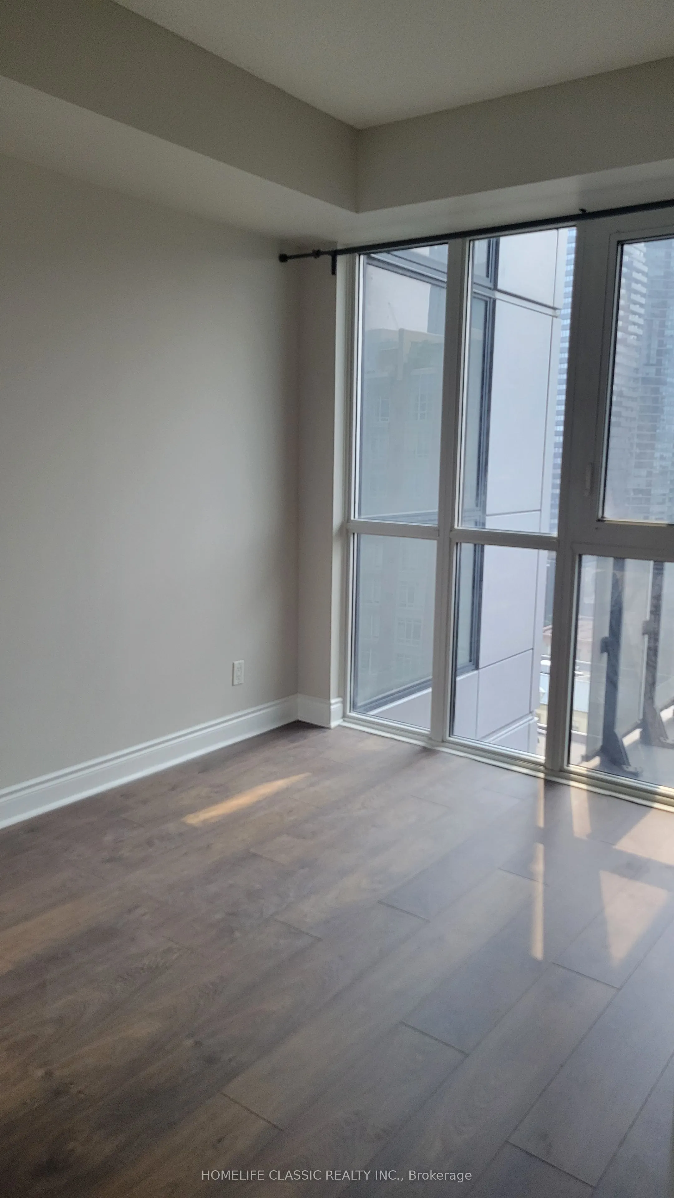 28 Ted Rogers Way, #2106
