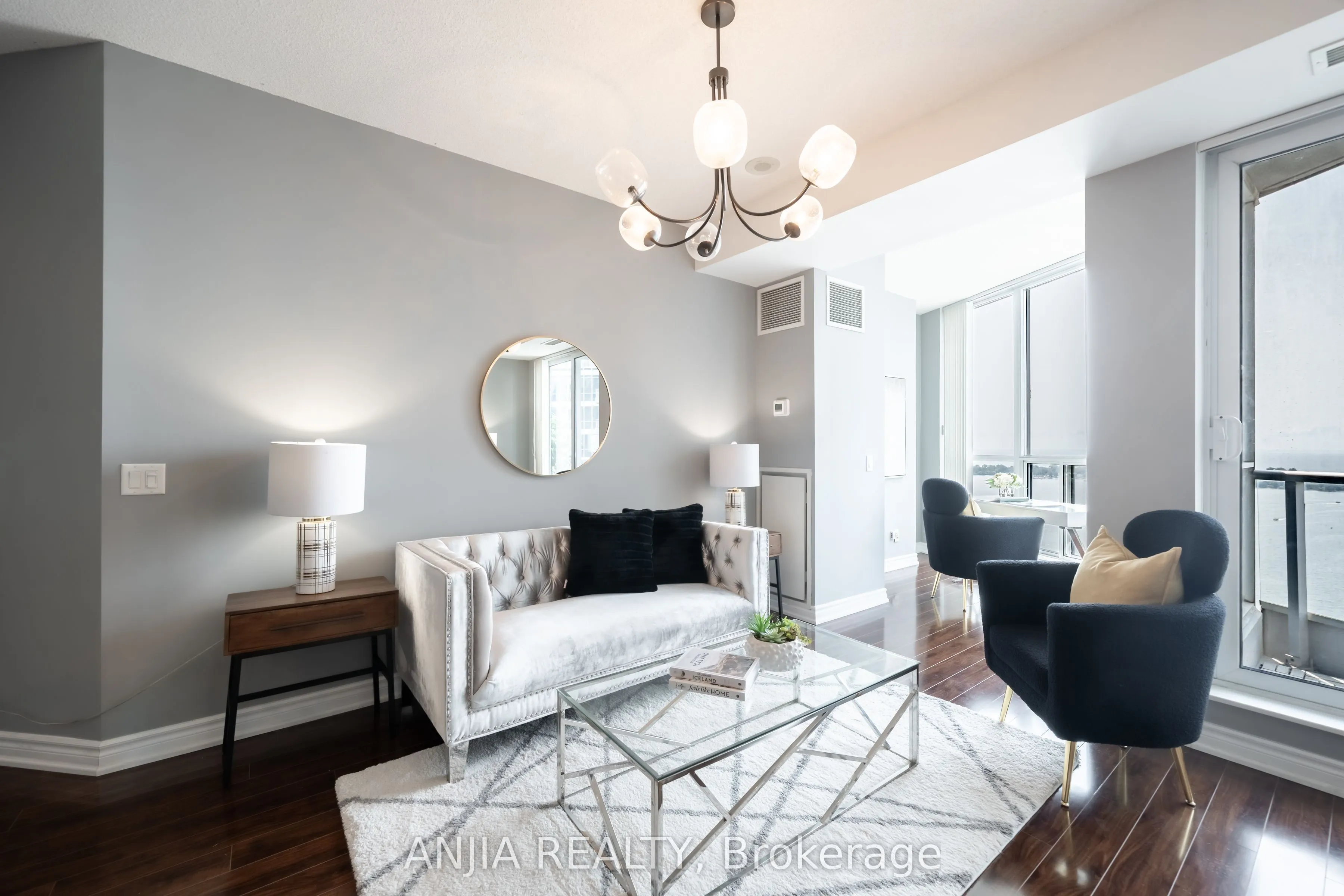 8 York Street, #3411