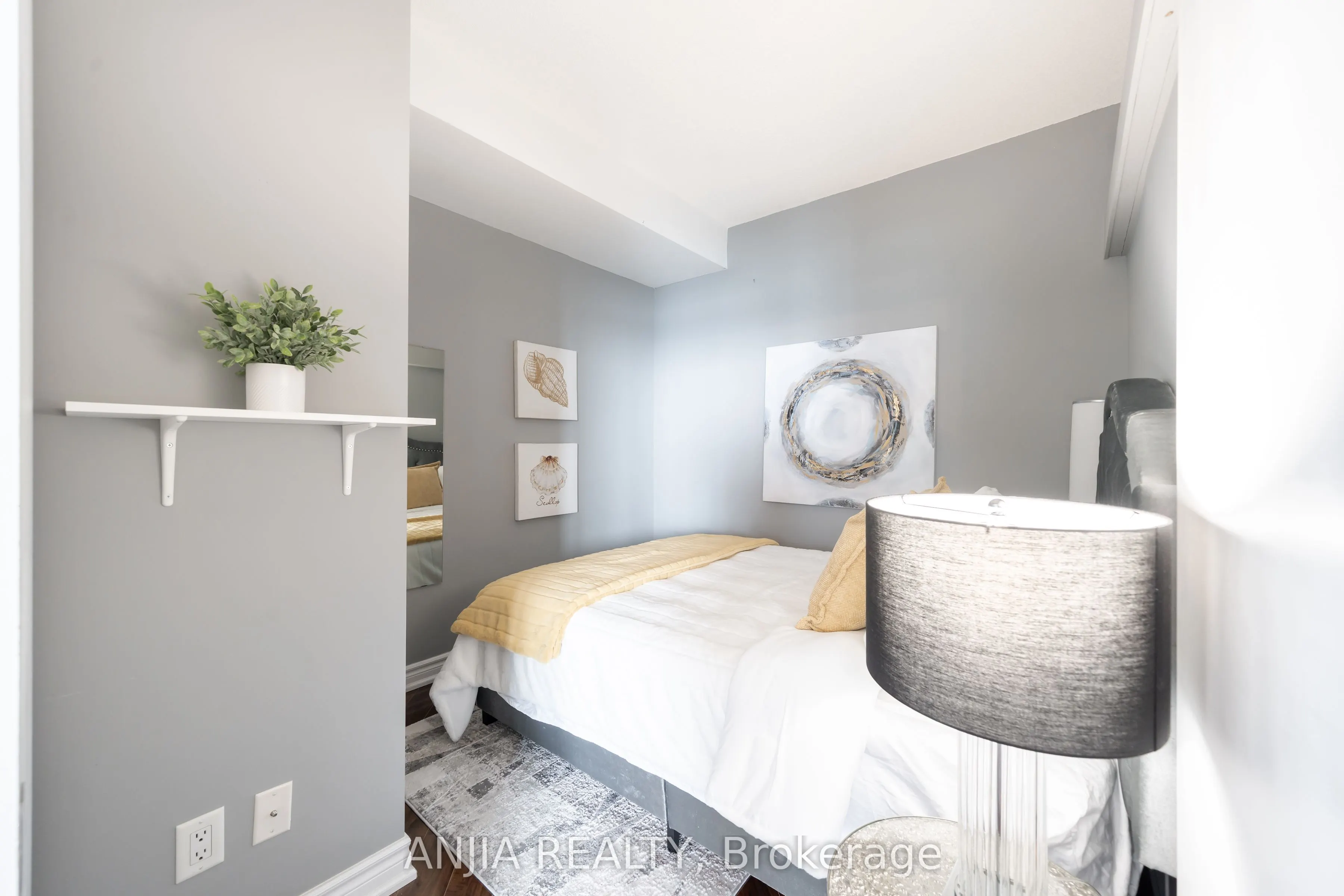 8 York Street, #3411