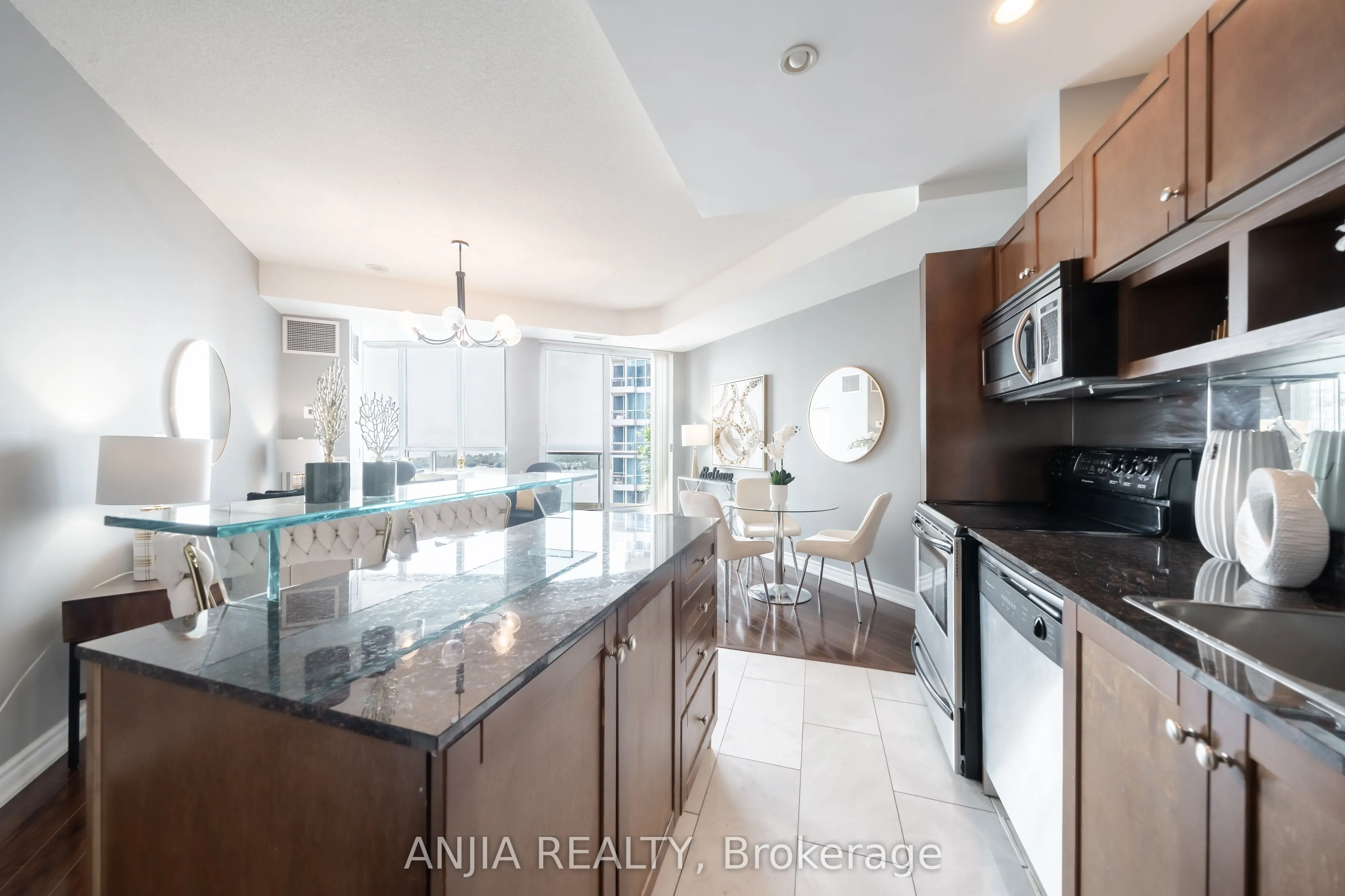 8 York Street, #3411