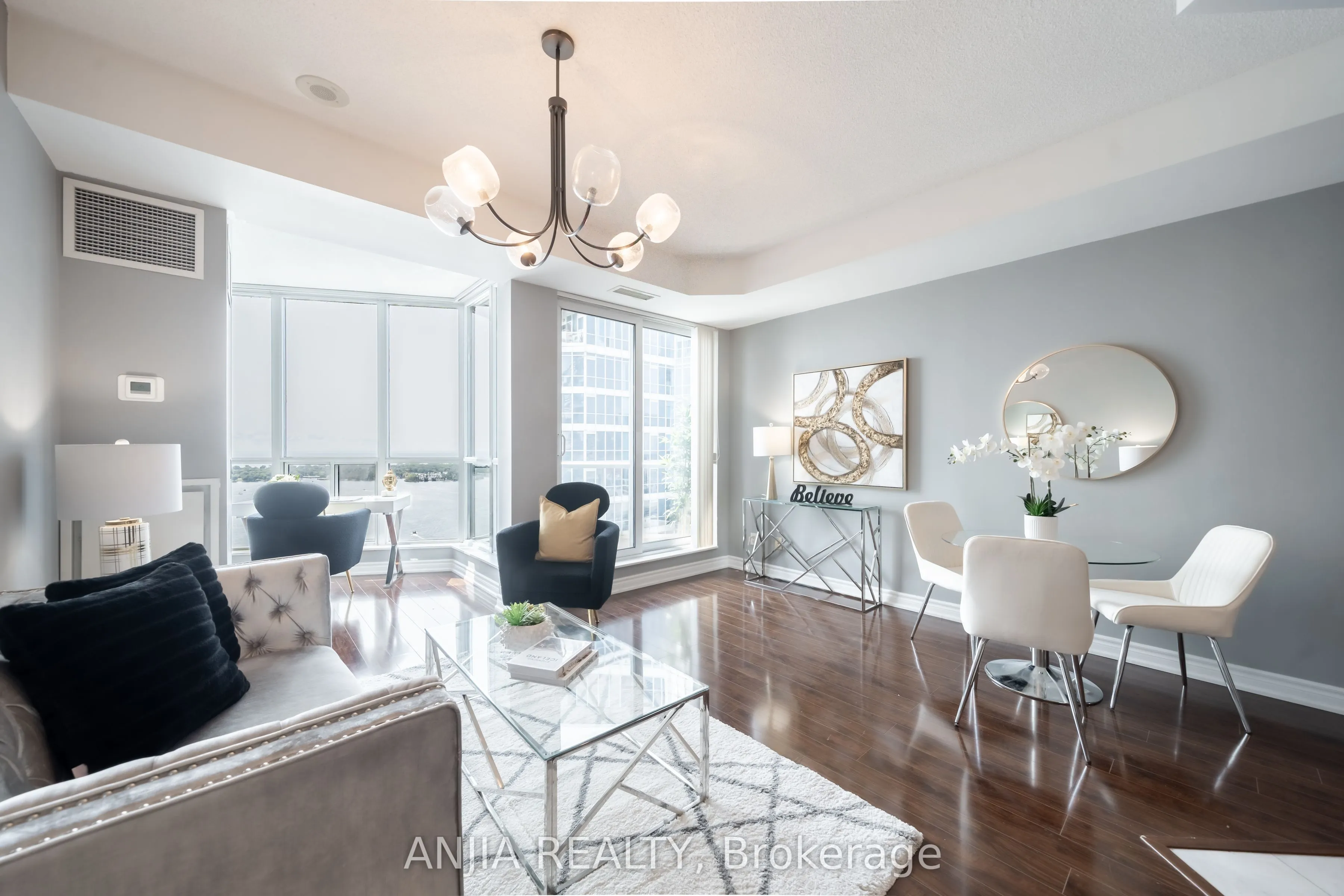 8 York Street, #3411
