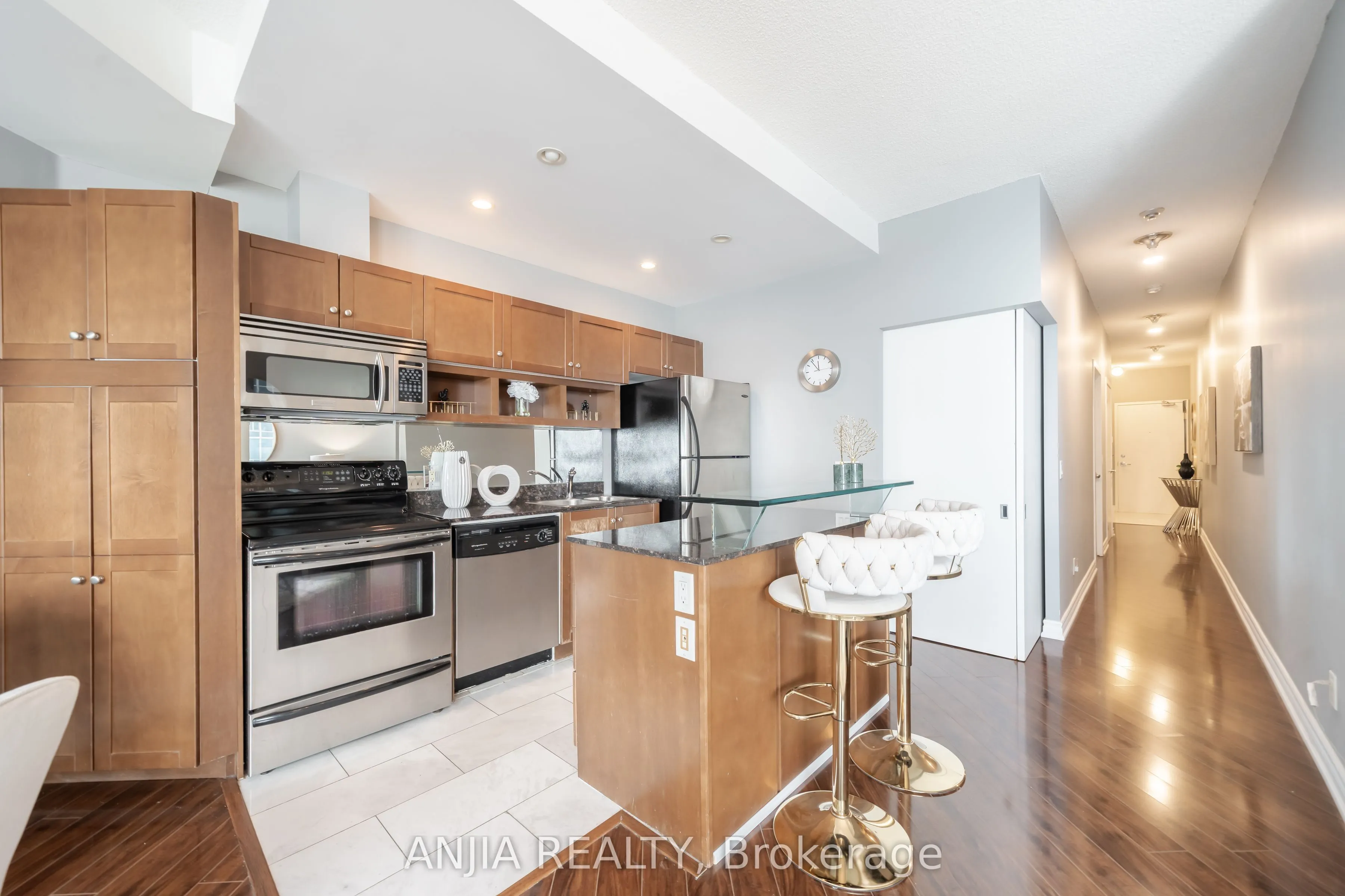 8 York Street, #3411