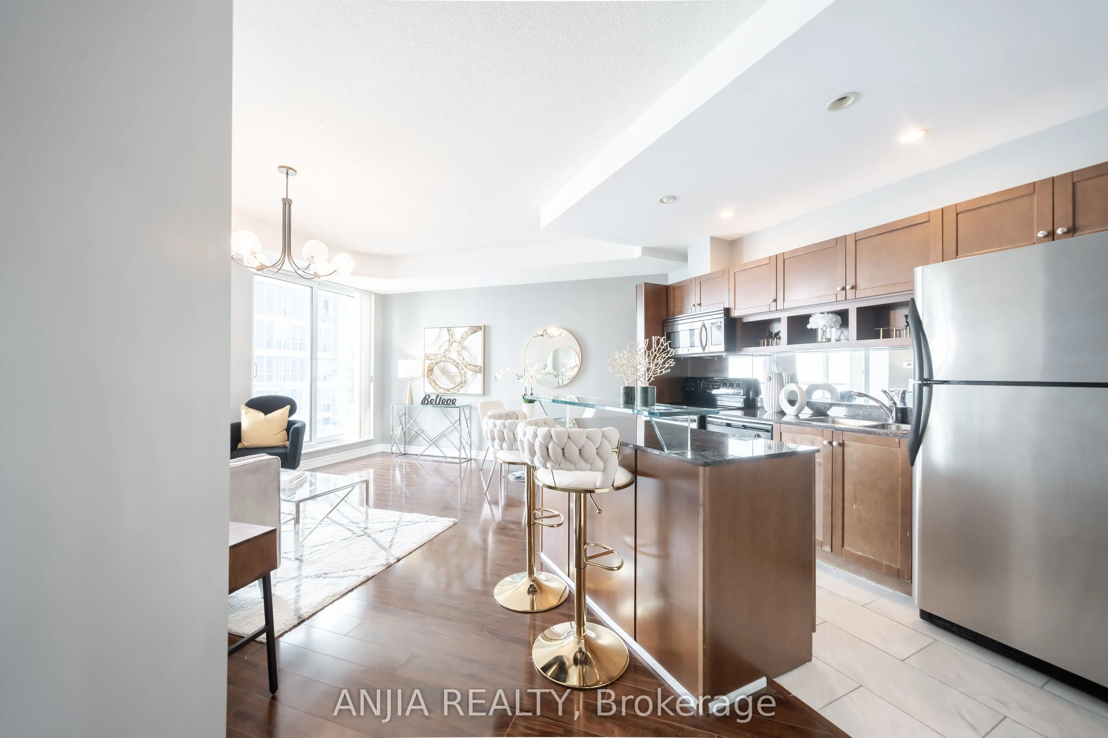 8 York Street, #3411