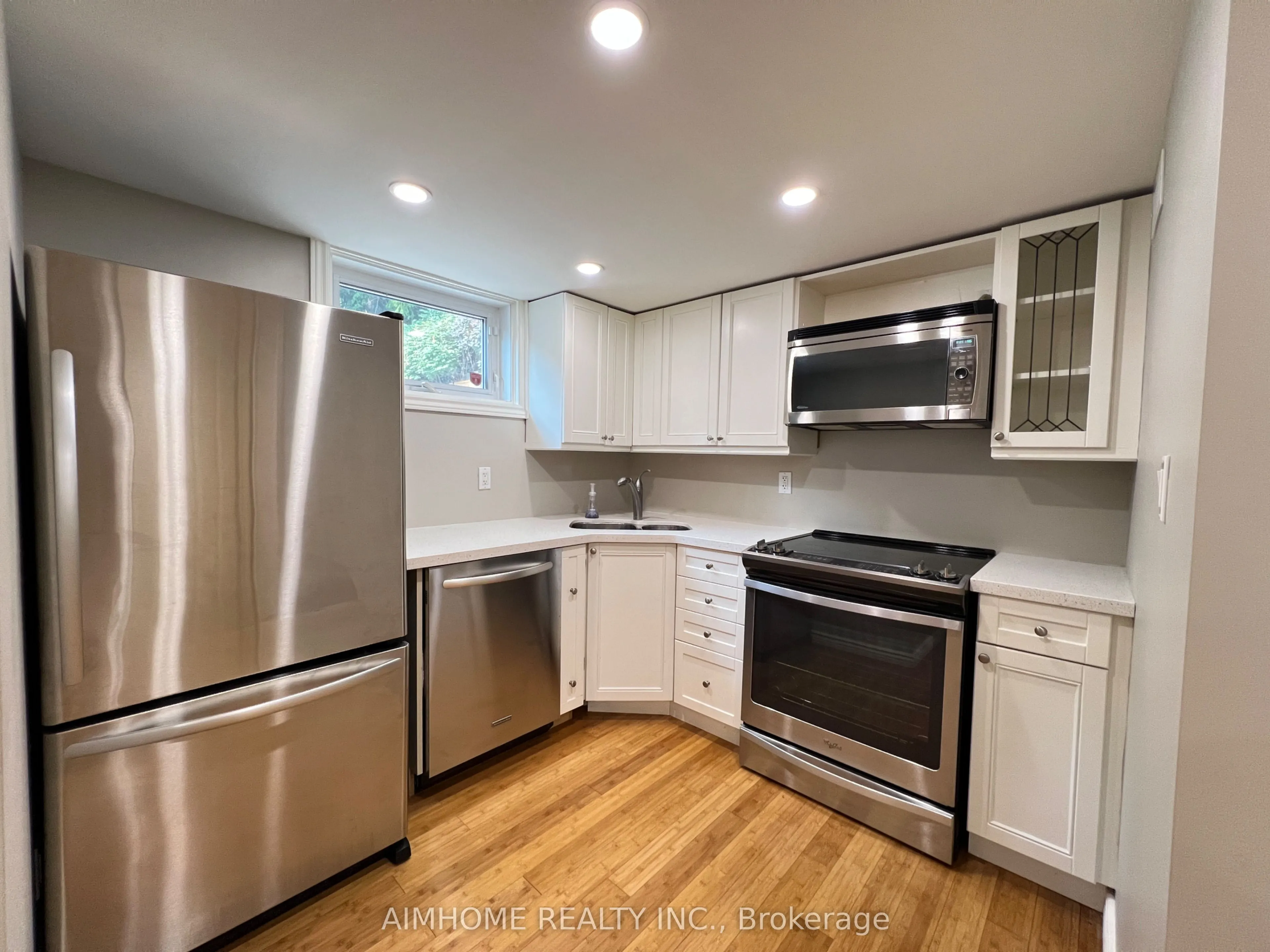 125 Chaplin Crescent, #Basement