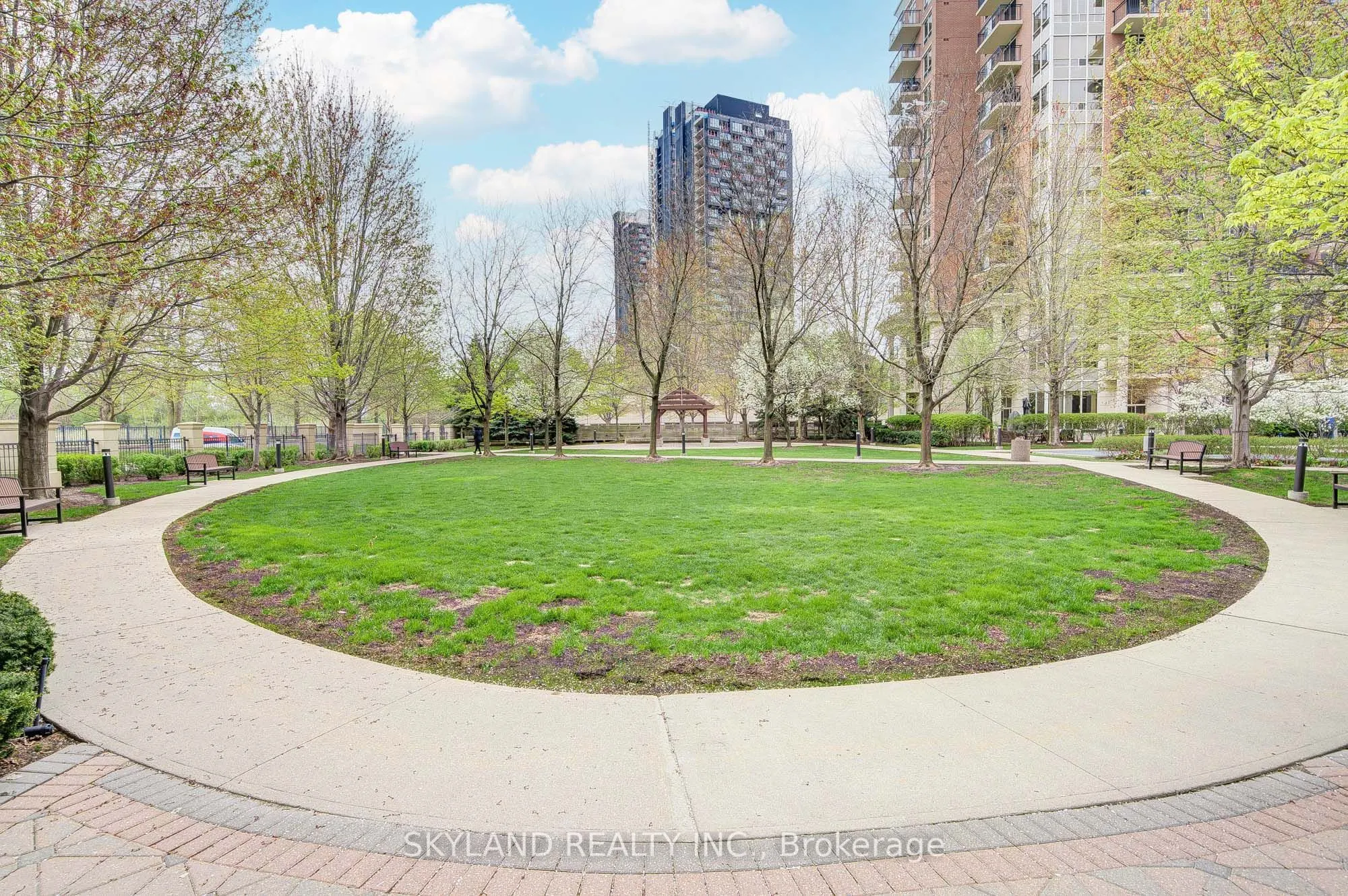 1105 Leslie Street, #1106