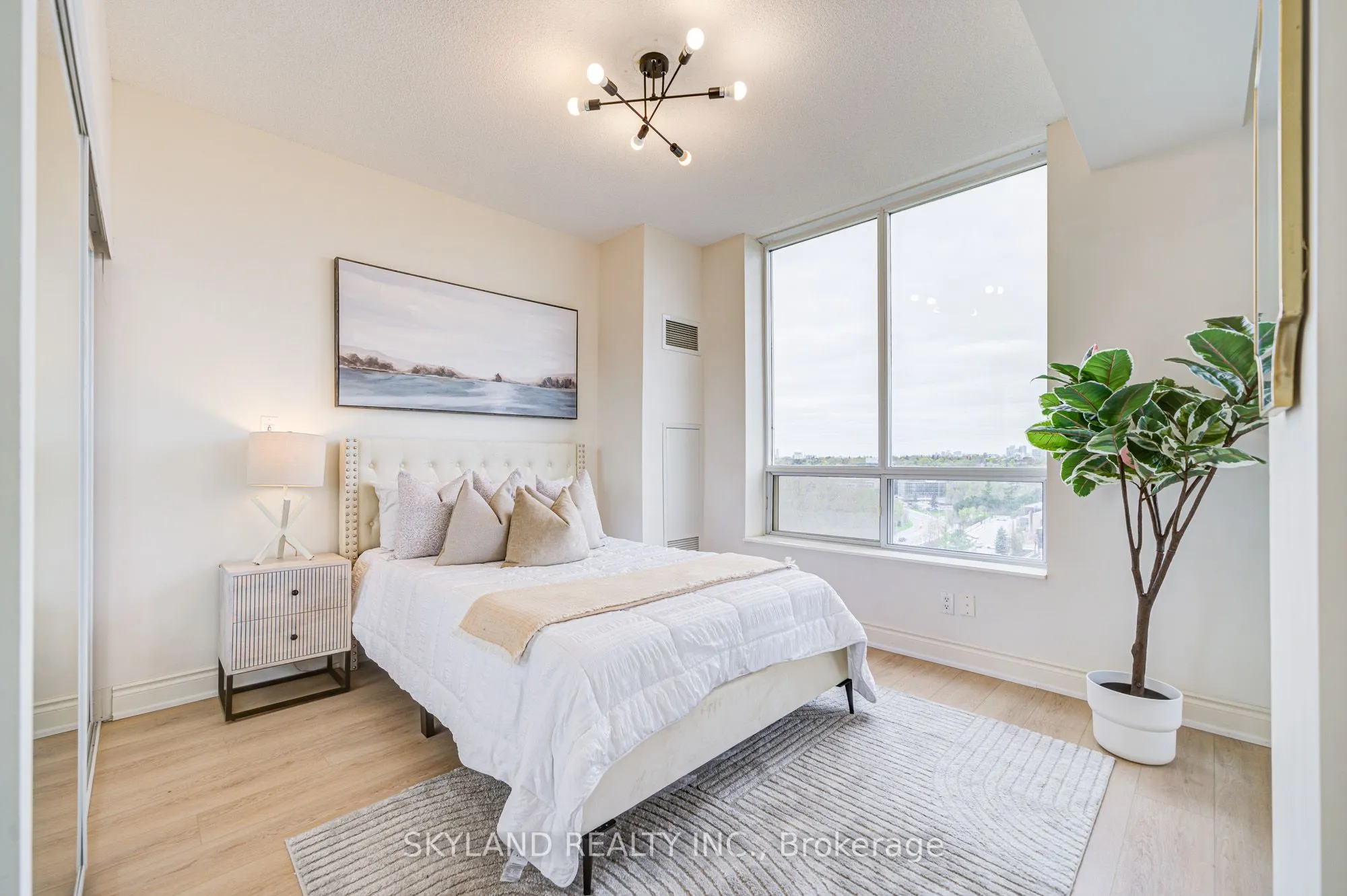 1105 Leslie Street, #1106