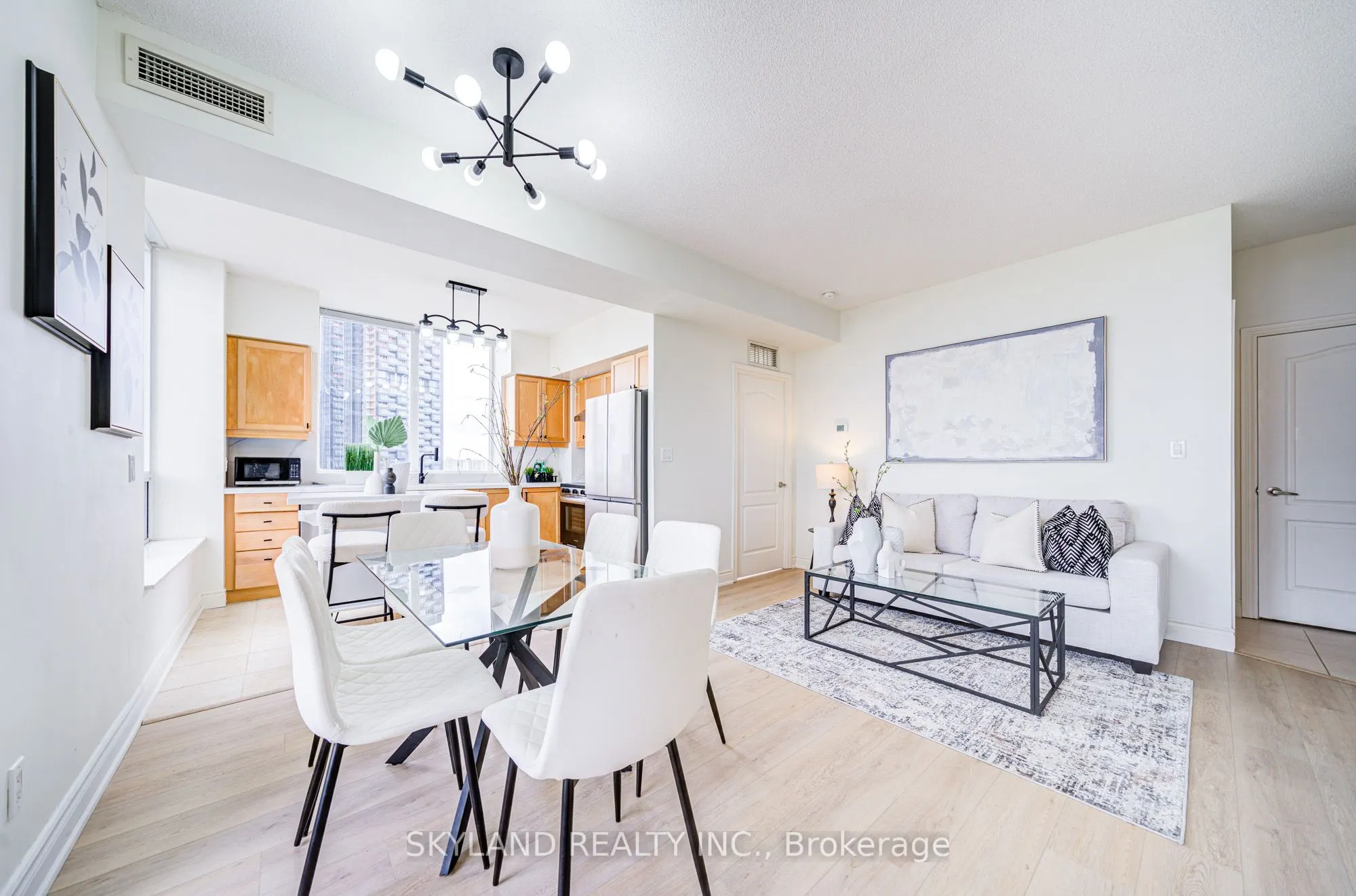 1105 Leslie Street, #1106