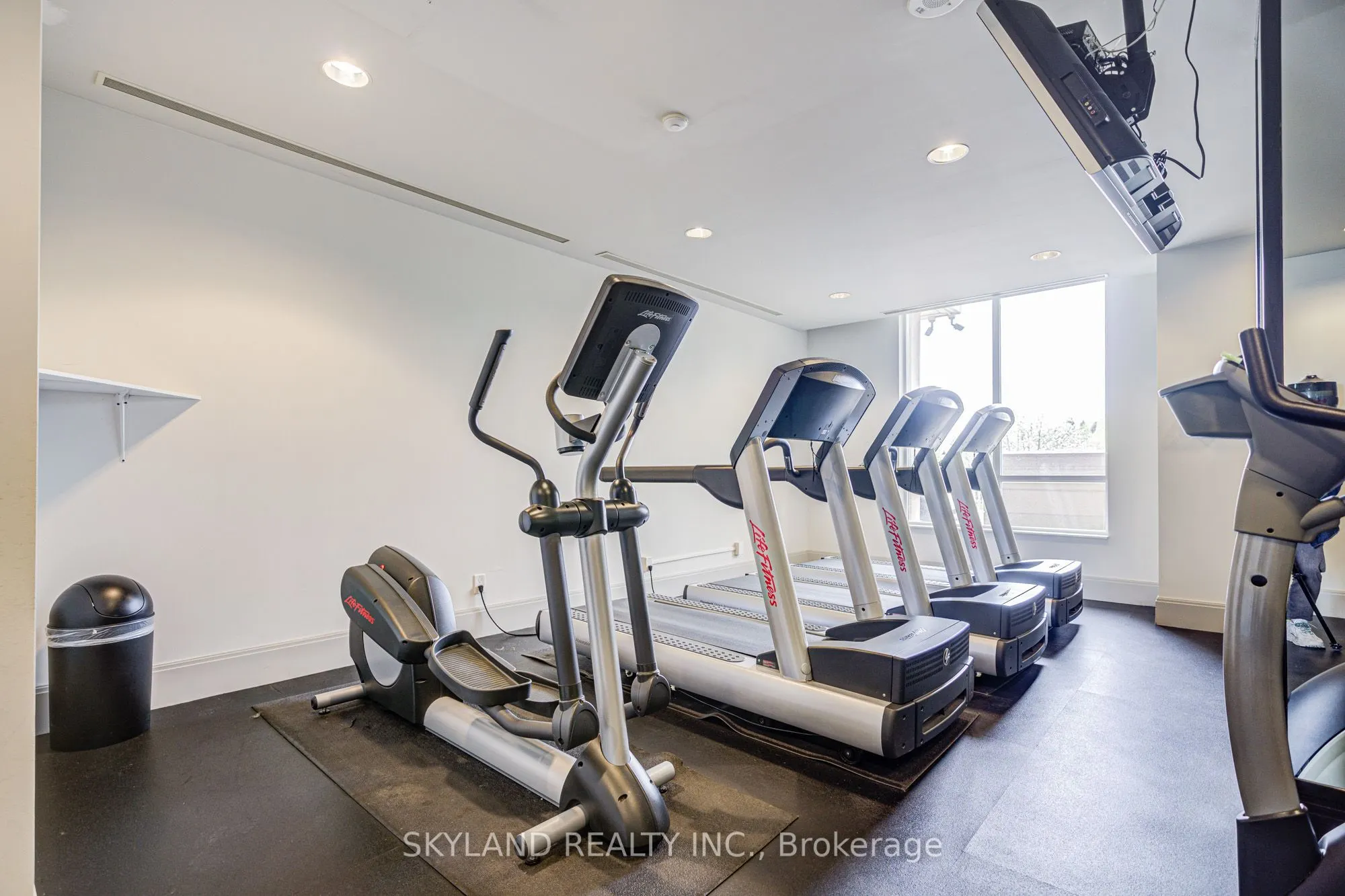 1105 Leslie Street, #1106