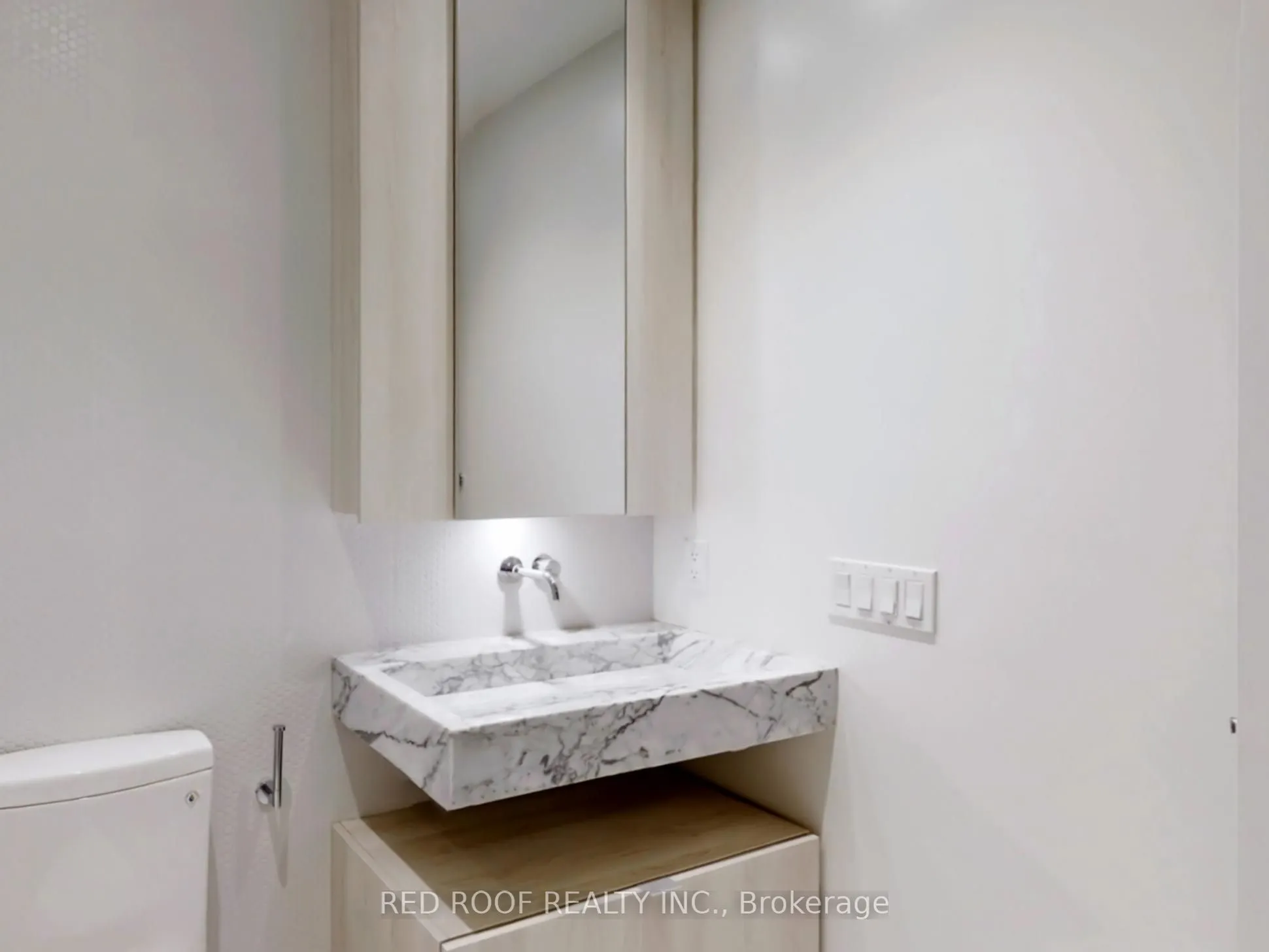 11 Yorkville Avenue, #3509