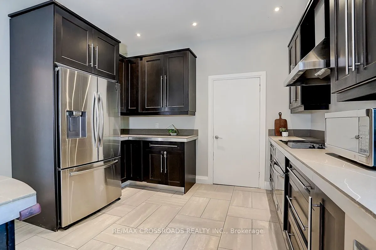 53 Forest Grove (Main Floor) Drive