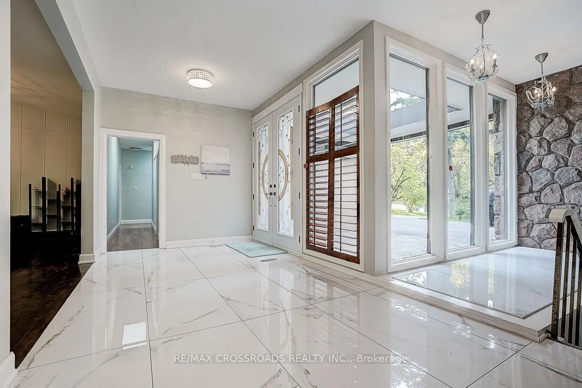 53 Forest Grove (Main Floor) Drive