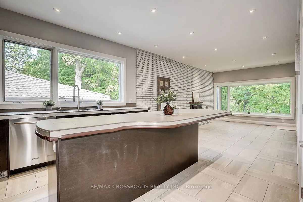 53 Forest Grove (Main Floor) Drive