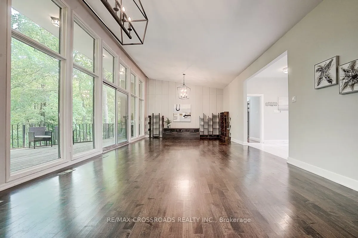 53 Forest Grove (Main Floor) Drive