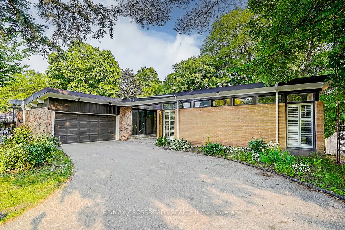 53 Forest Grove (Main Floor) Drive