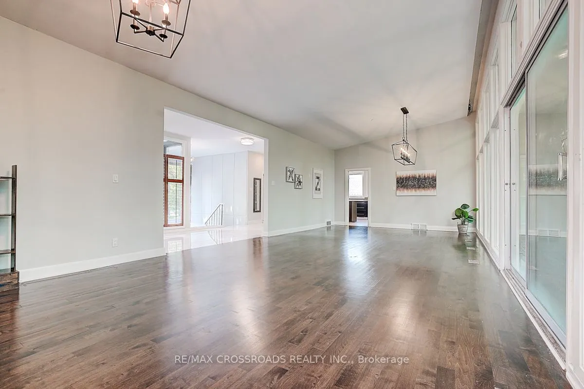 53 Forest Grove (Main Floor) Drive