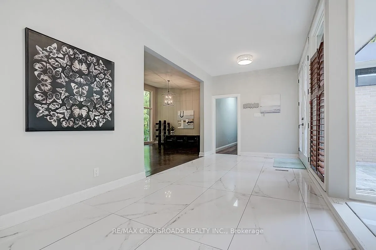 53 Forest Grove (Main Floor) Drive