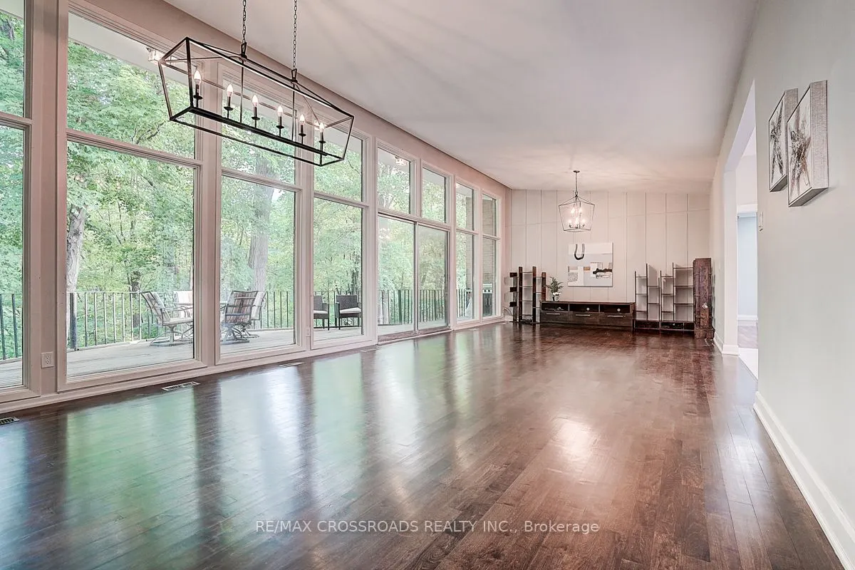 53 Forest Grove (Main Floor) Drive
