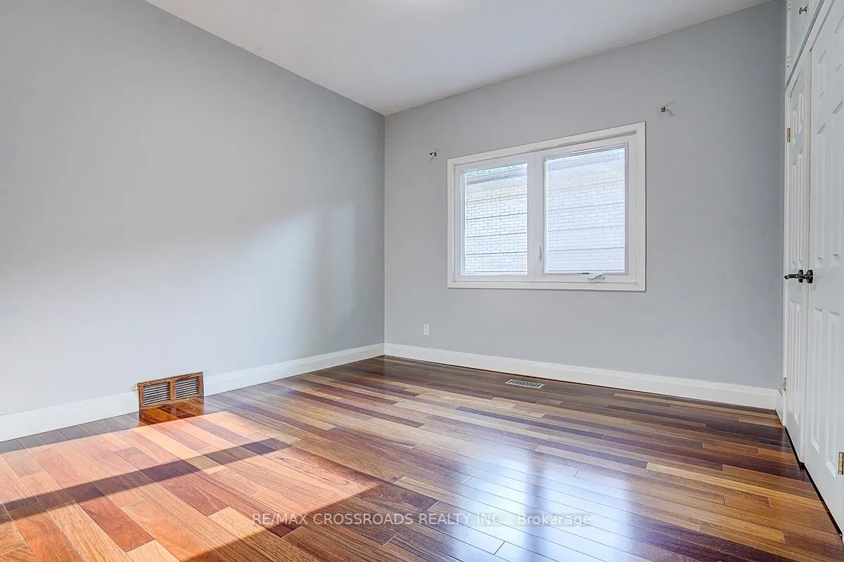 53 Forest Grove (Main Floor) Drive