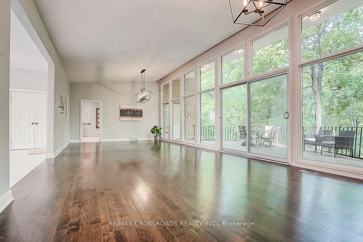 53 Forest Grove (Main Floor) Drive