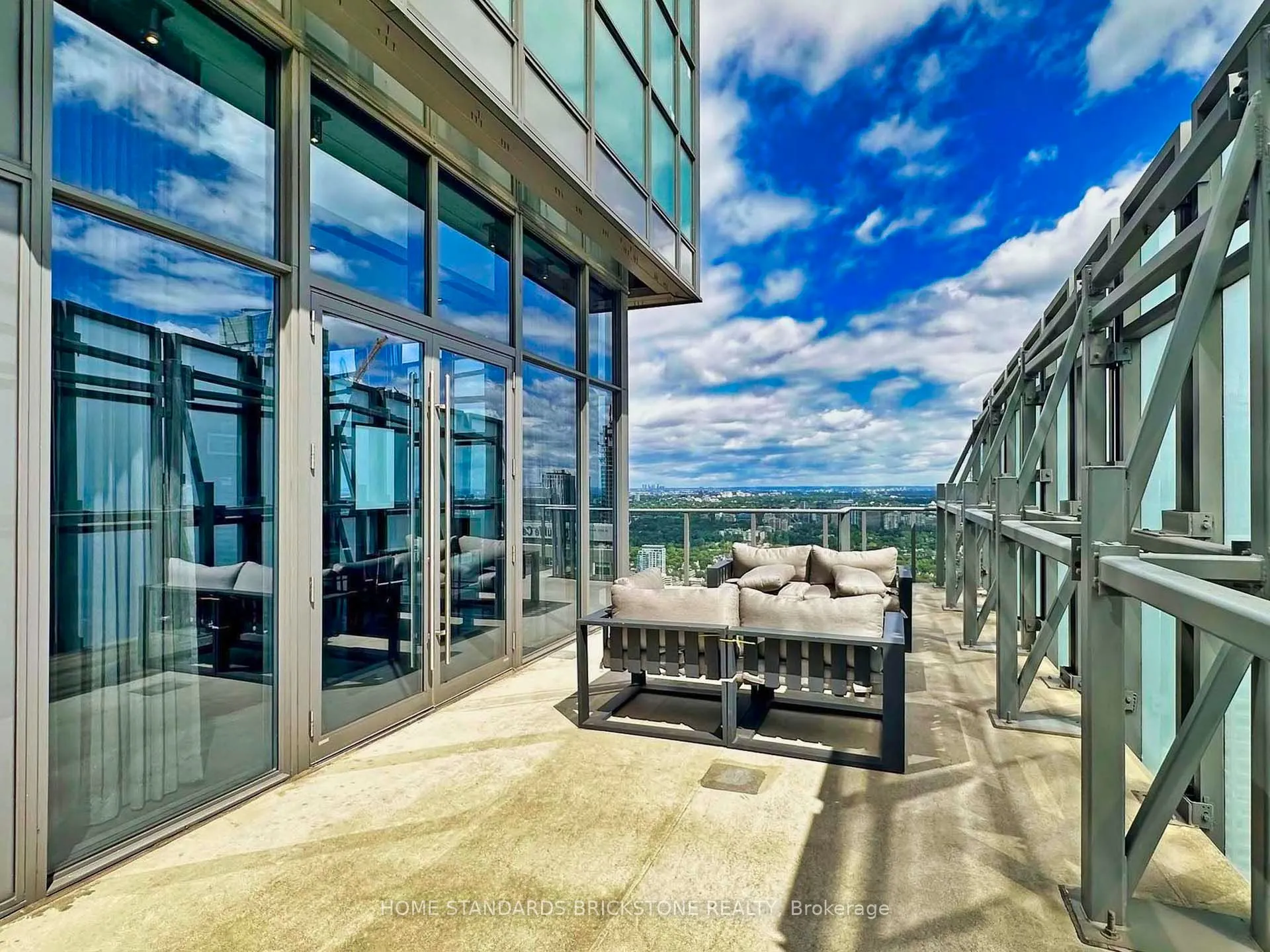 65 St Mary Street, #2605