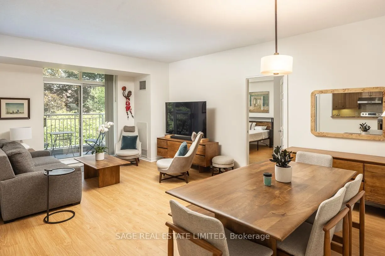 485 Rosewell Avenue, #212